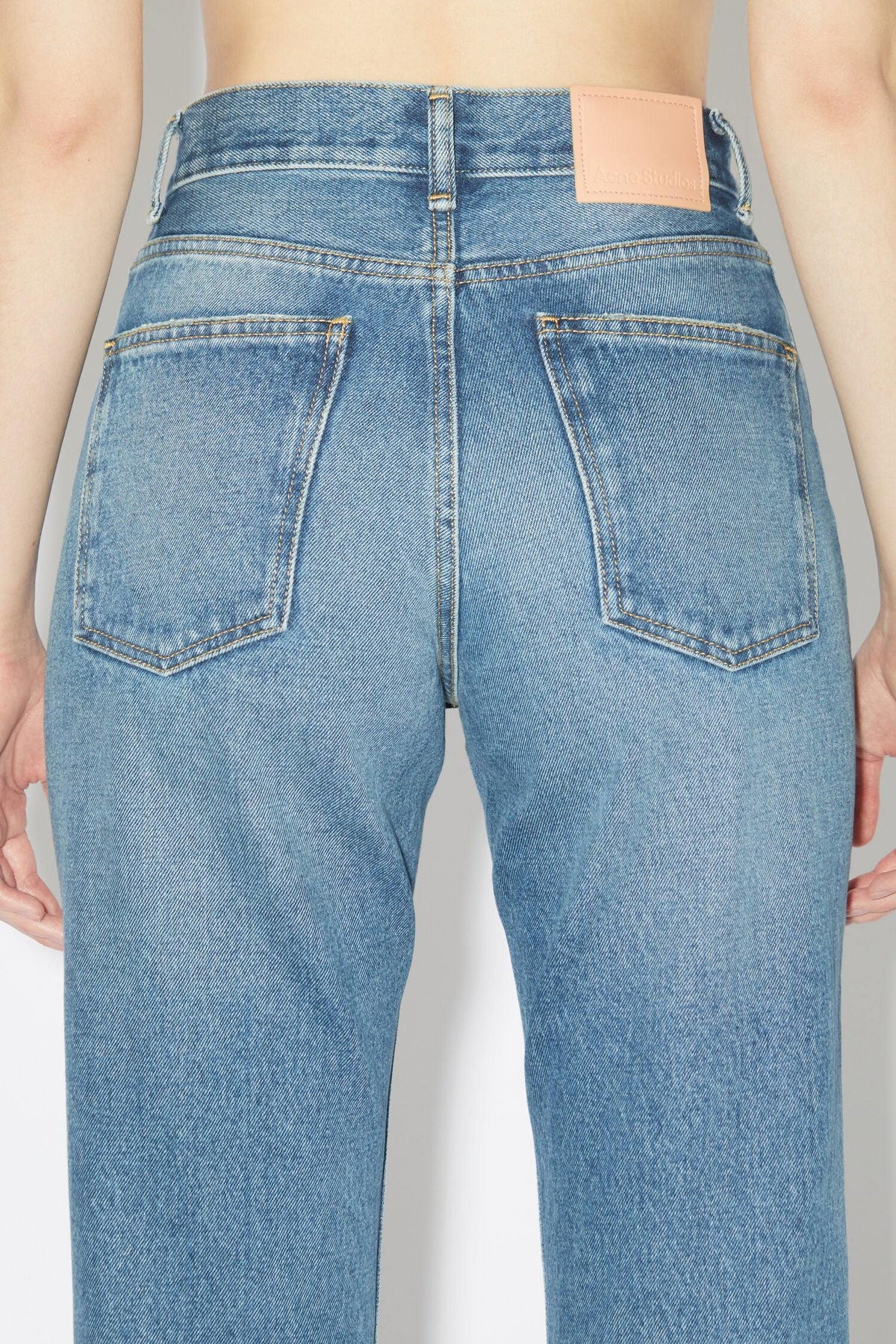 1997 Vintage, Mid Blue, Jeans - Lindner Fashion