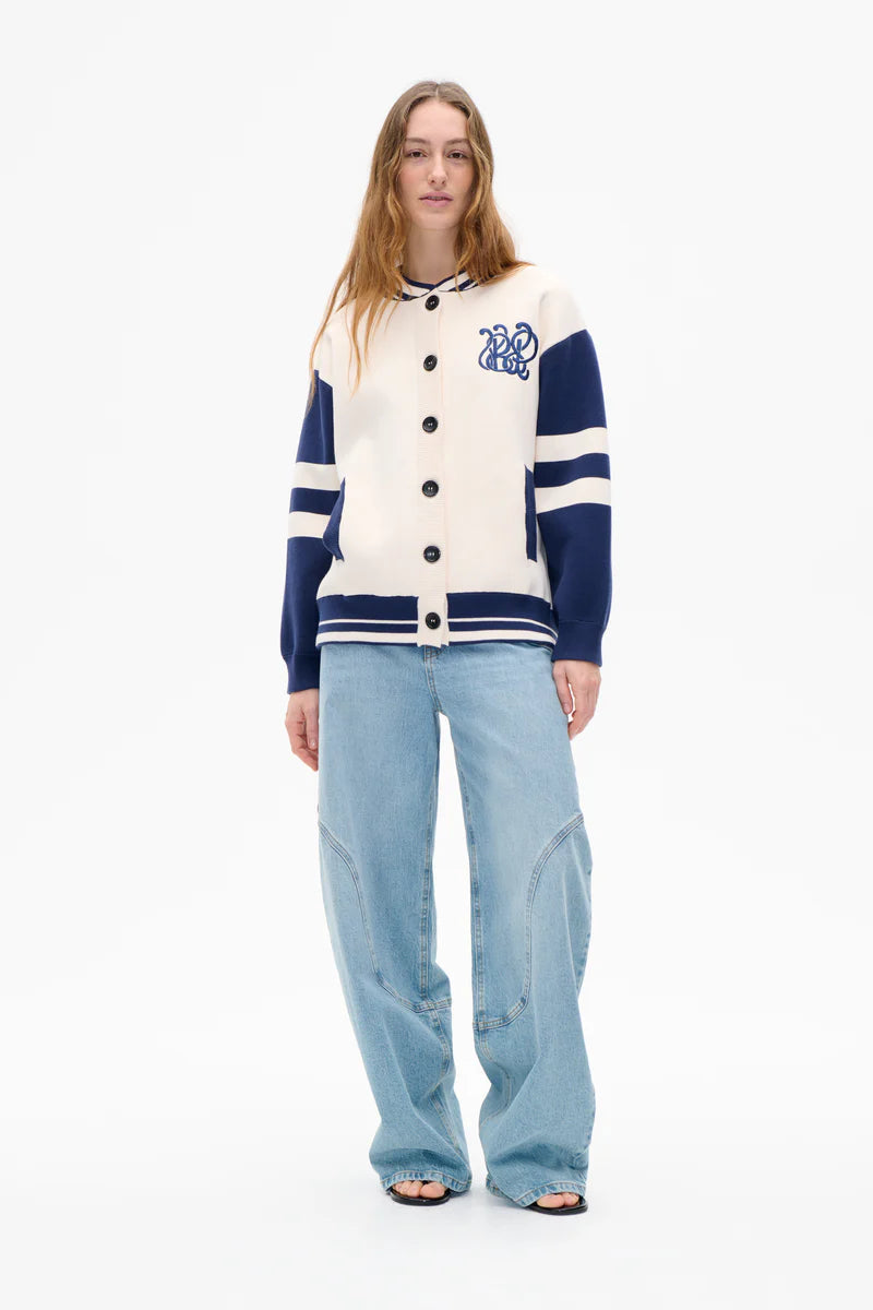 Chrissie, Baritone Blue Mix, Cardigan