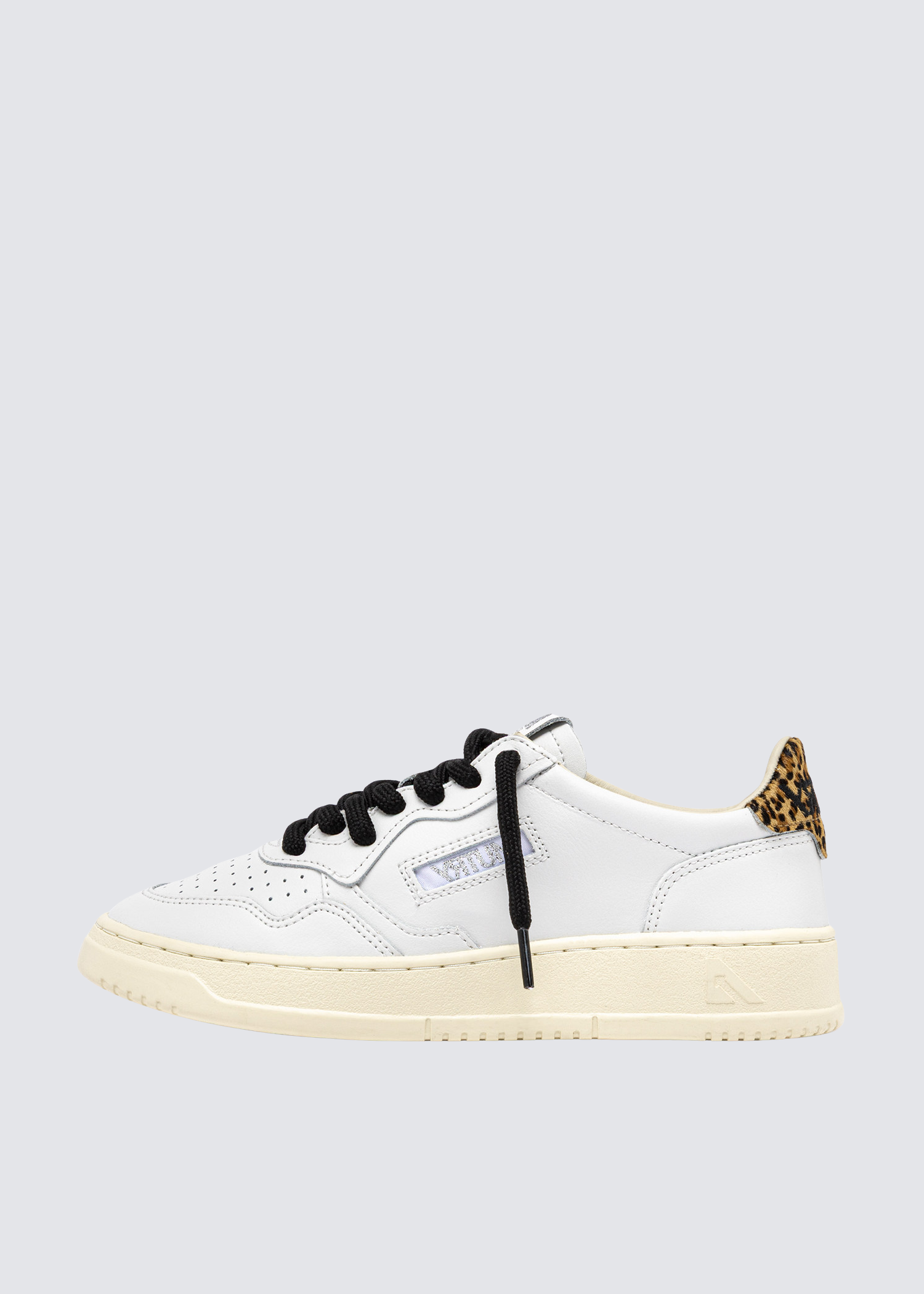 Medalist Low, White/Leopard, Sneaker