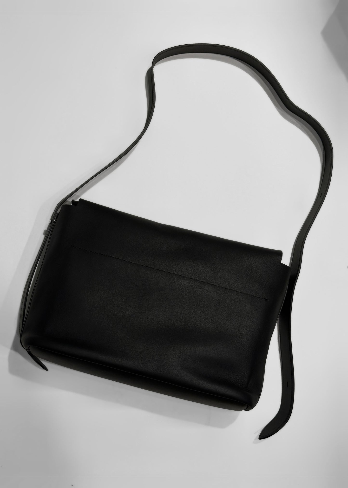 Dee, Black Plain, Bag