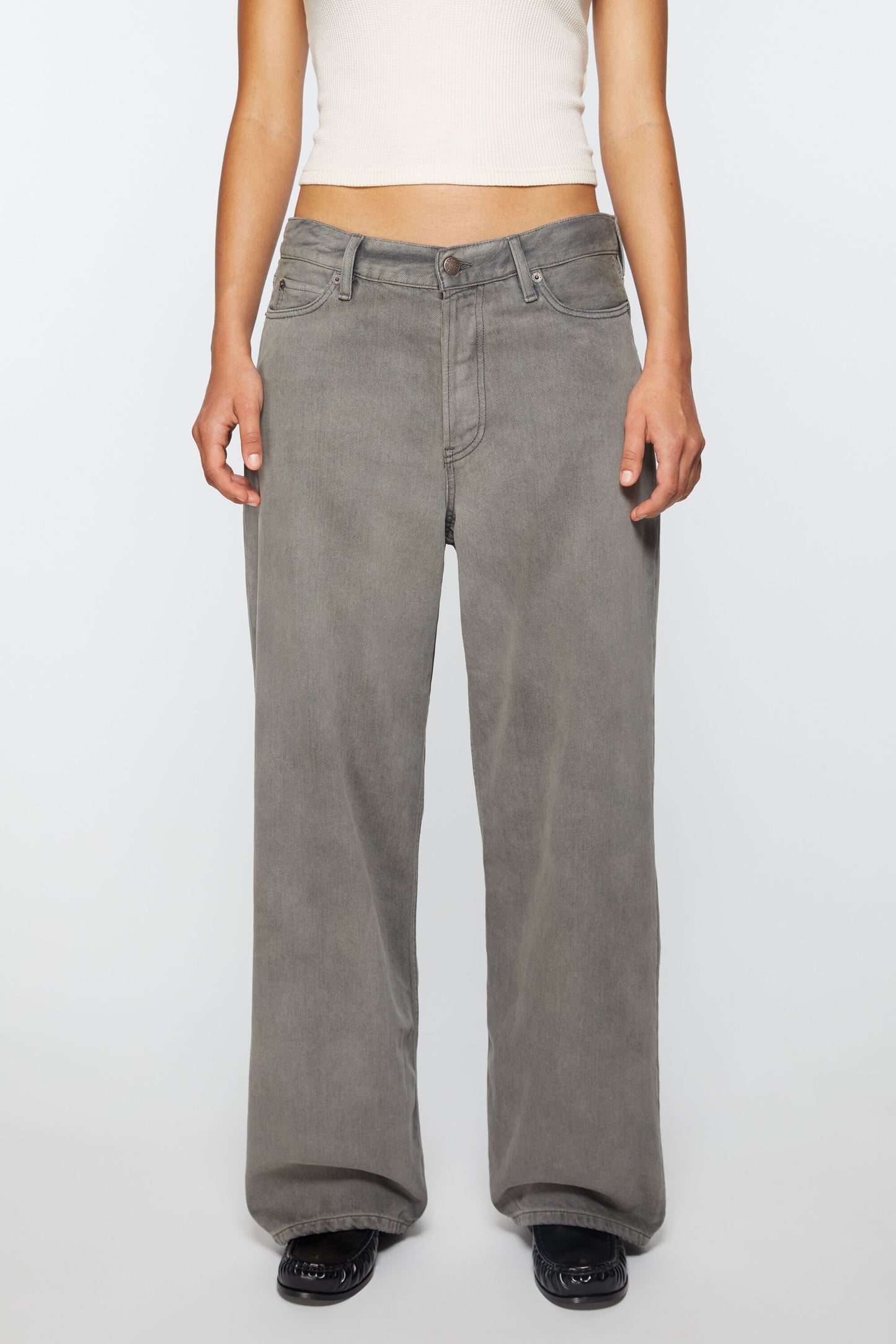 1981, Saxon, Grey, Jeans
