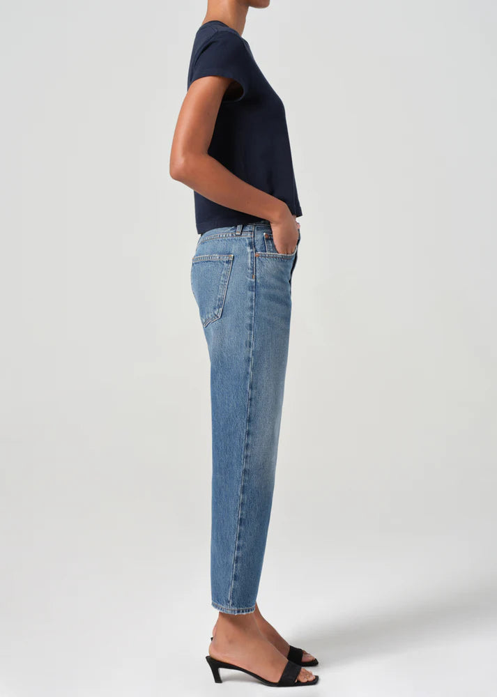 90's Crop, Mid Rise Straight, Essence, Jeans