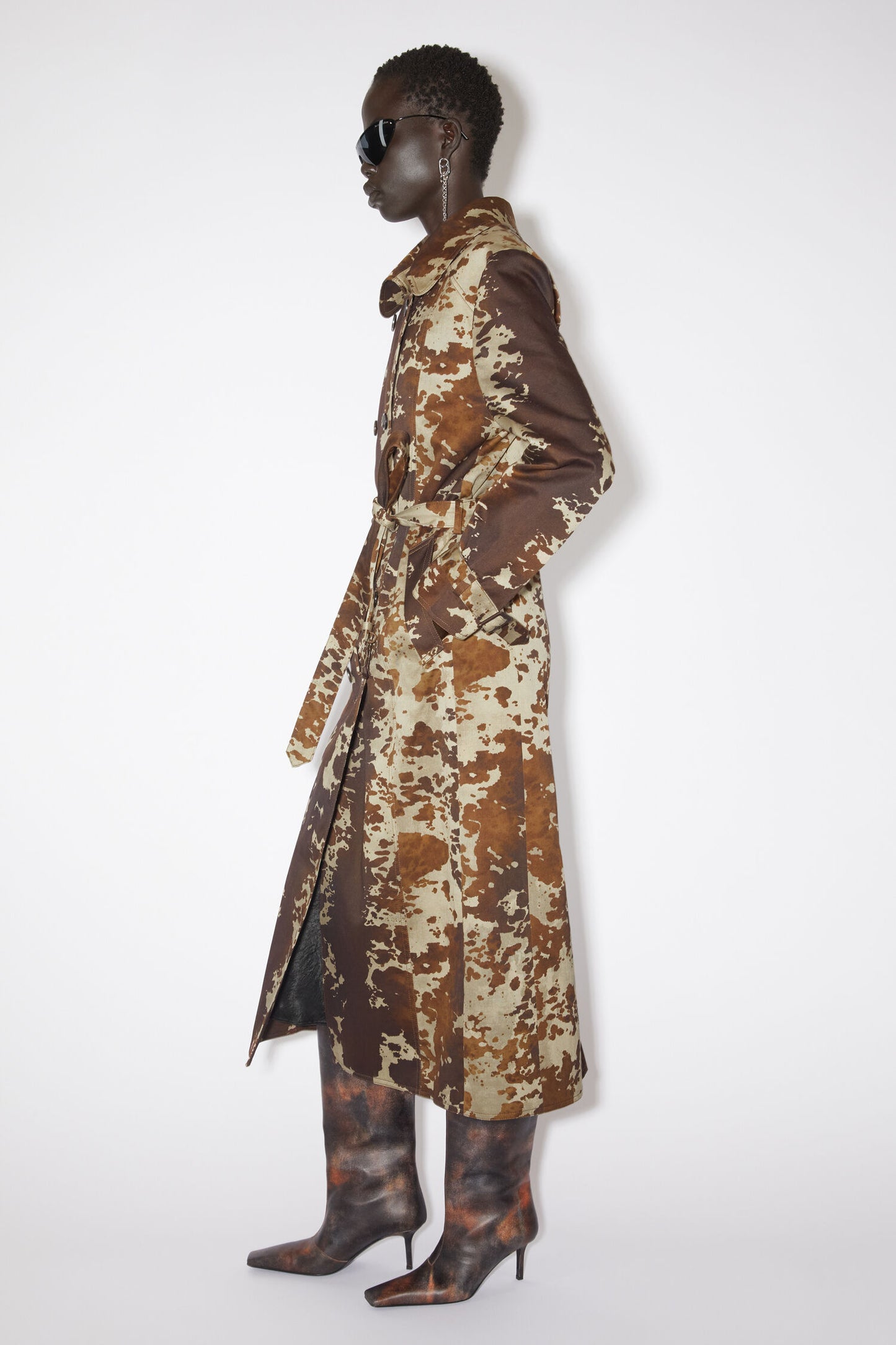 Printed Trench, Dark Brown, Trenchcoat
