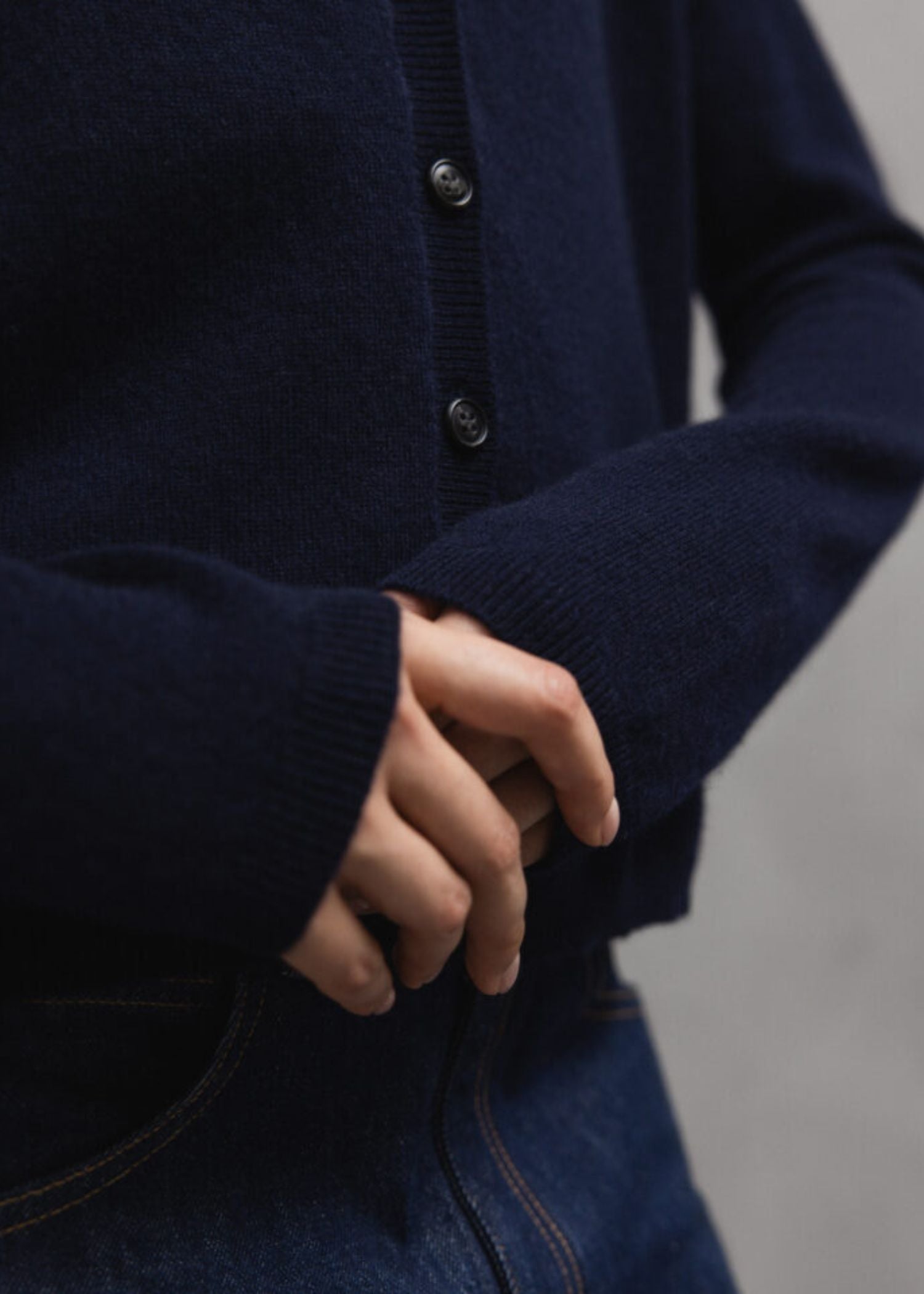 Lisa Yang, Abby, Navy, Strickjacke
