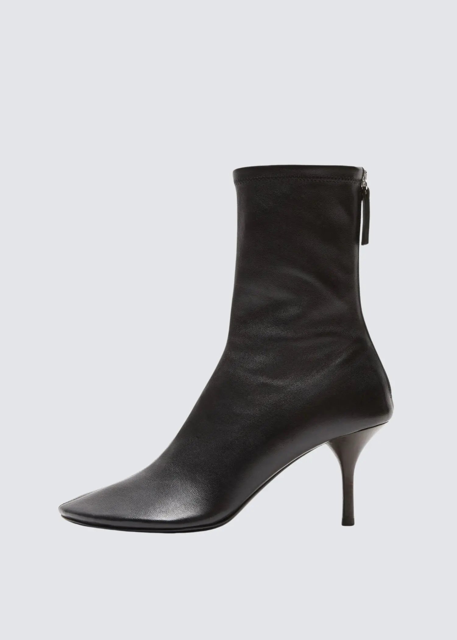 Acne Studios schwarze Boots mit Absatz, aus Leder Ansicht linke Seite