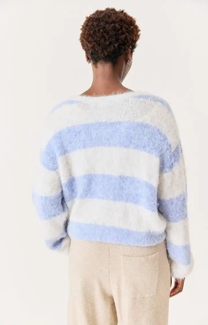 East, Poudreuse, sweater 