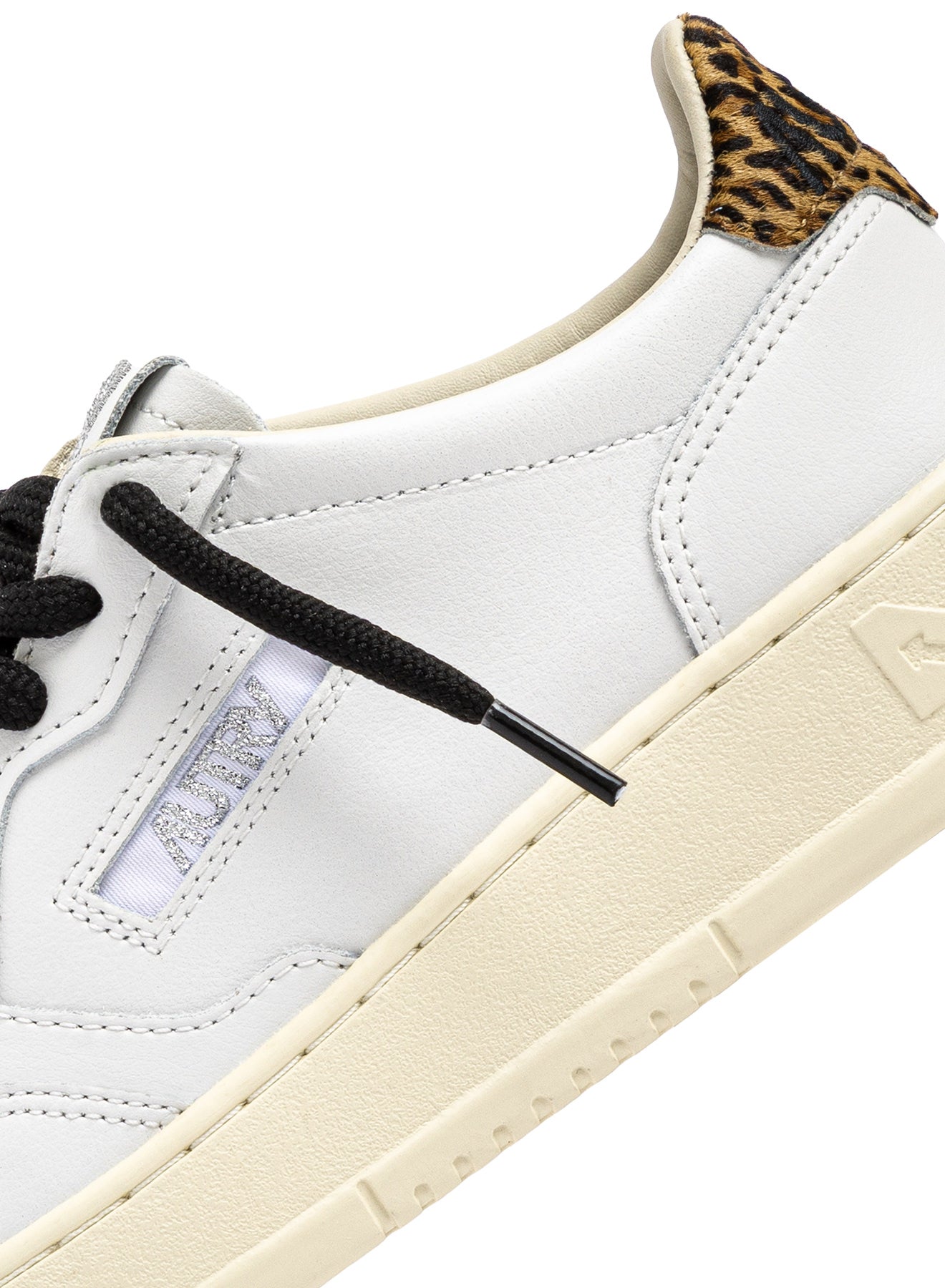 Medalist Low, White/Leopard, Sneaker