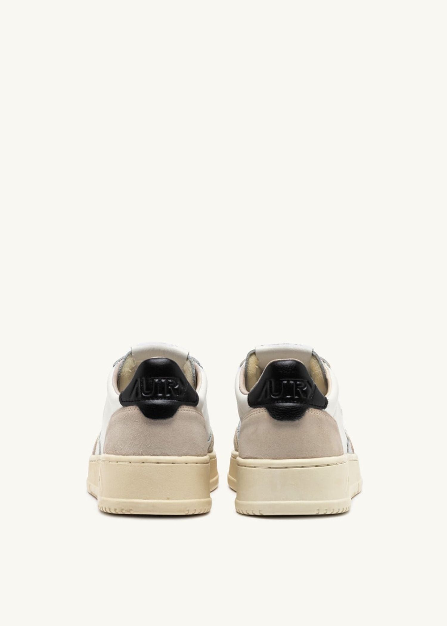 Autry, Medalist Low Man, White Black, Sneaker