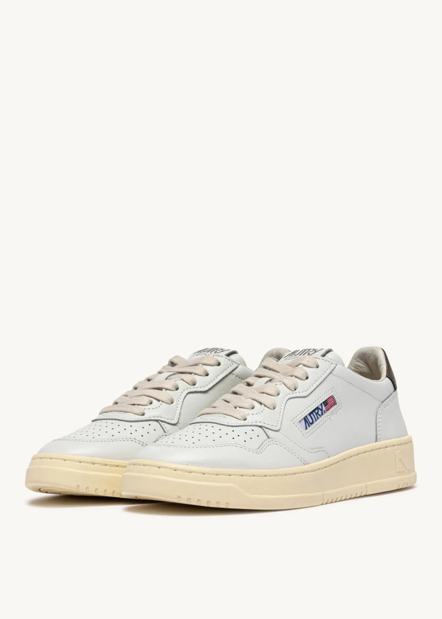 Autry, Medalist Low Man, White/Chocolate, Sneaker