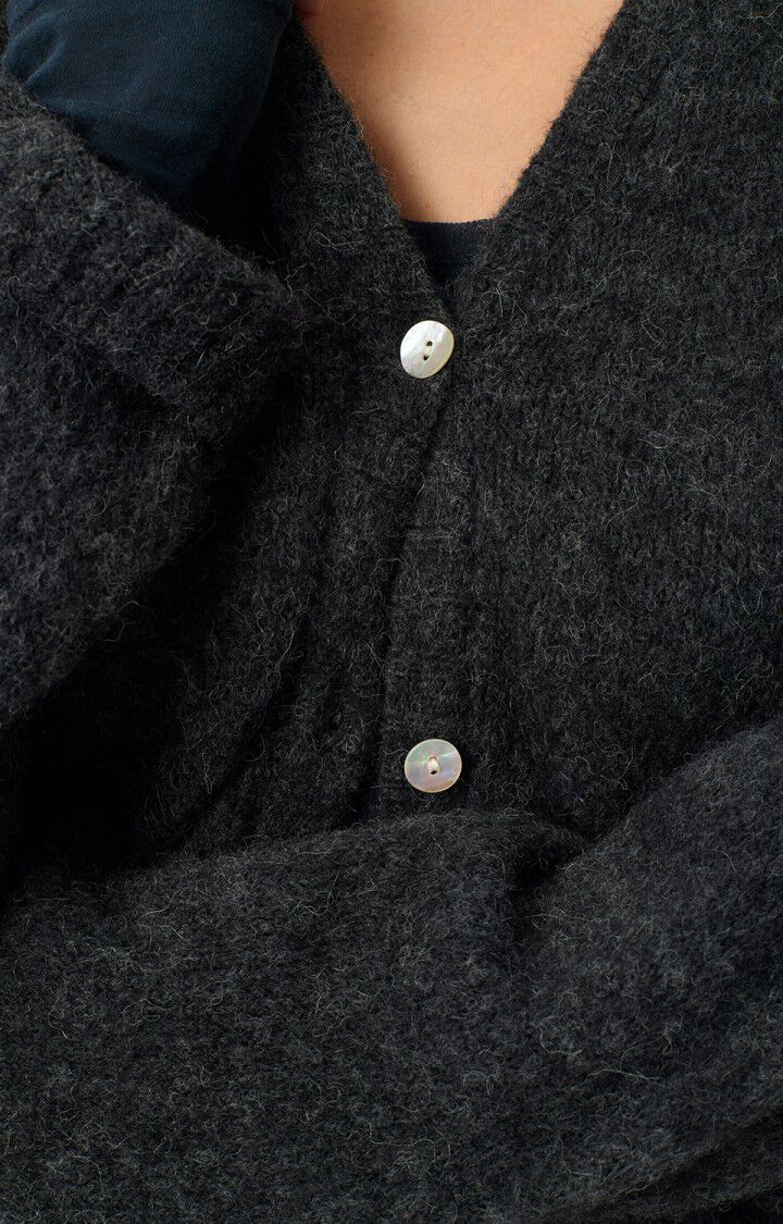 East, Anthracite, Cardigan 