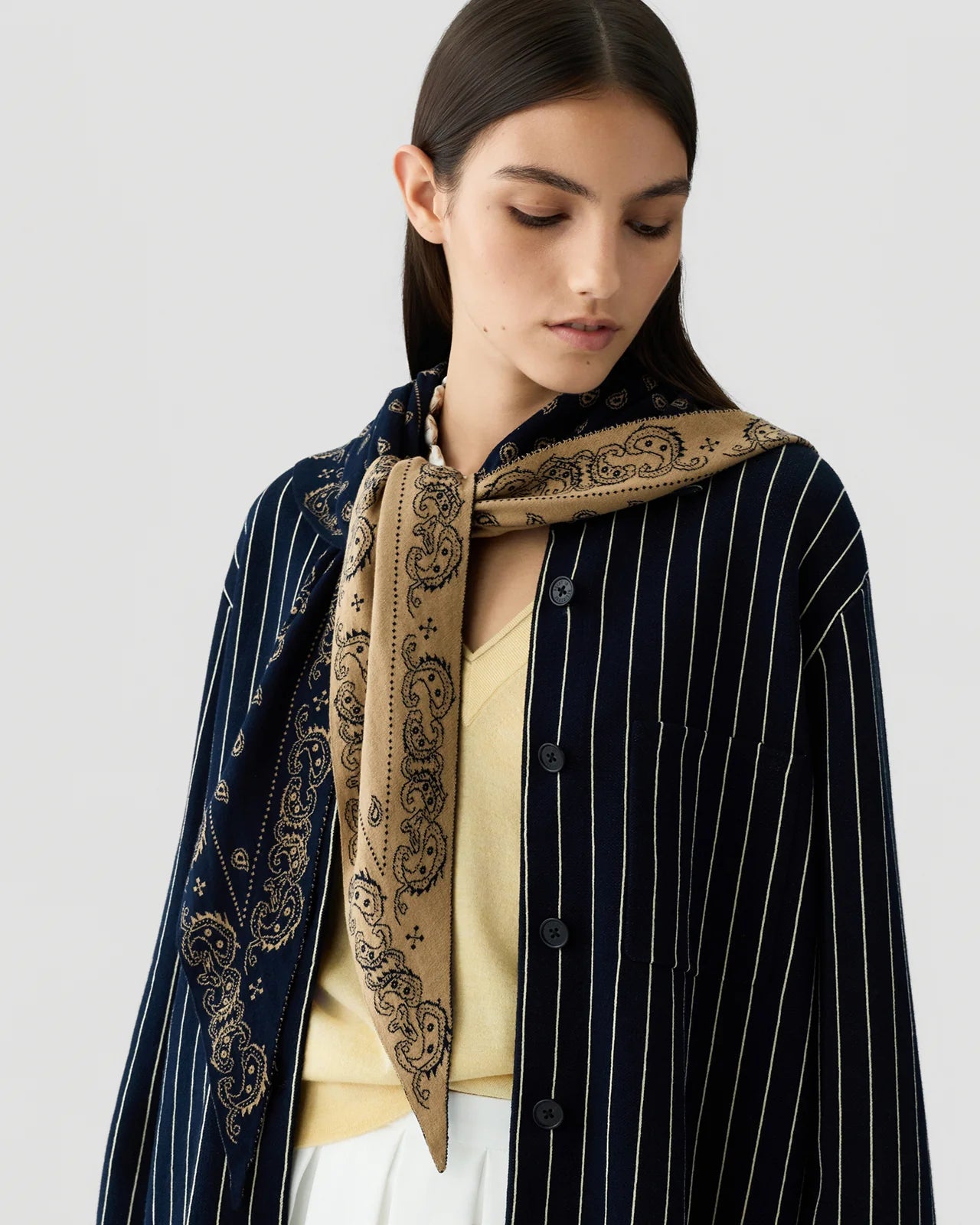 Guest in Residence, The Wild Rag, Navy/Camel, Schal