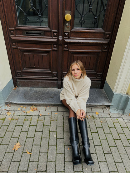 Blonde, Black, Boots