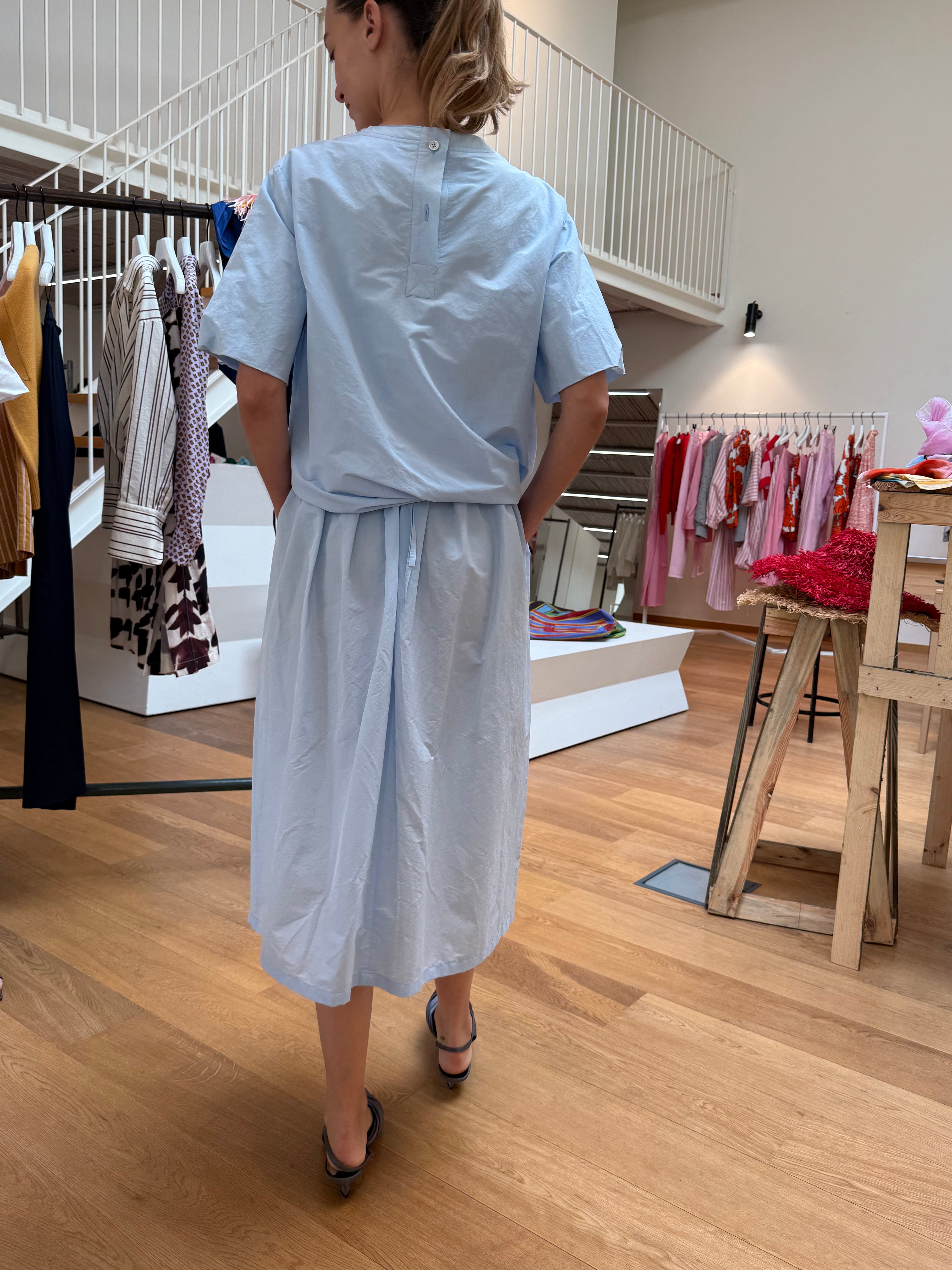 Blurred Bouquets, Opal Green, Rock 