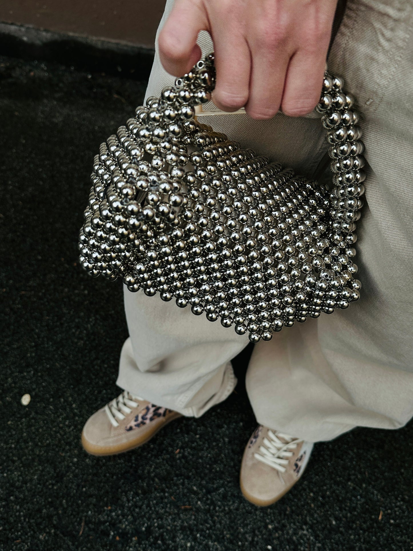 Klee, Silver, Pearl Bag