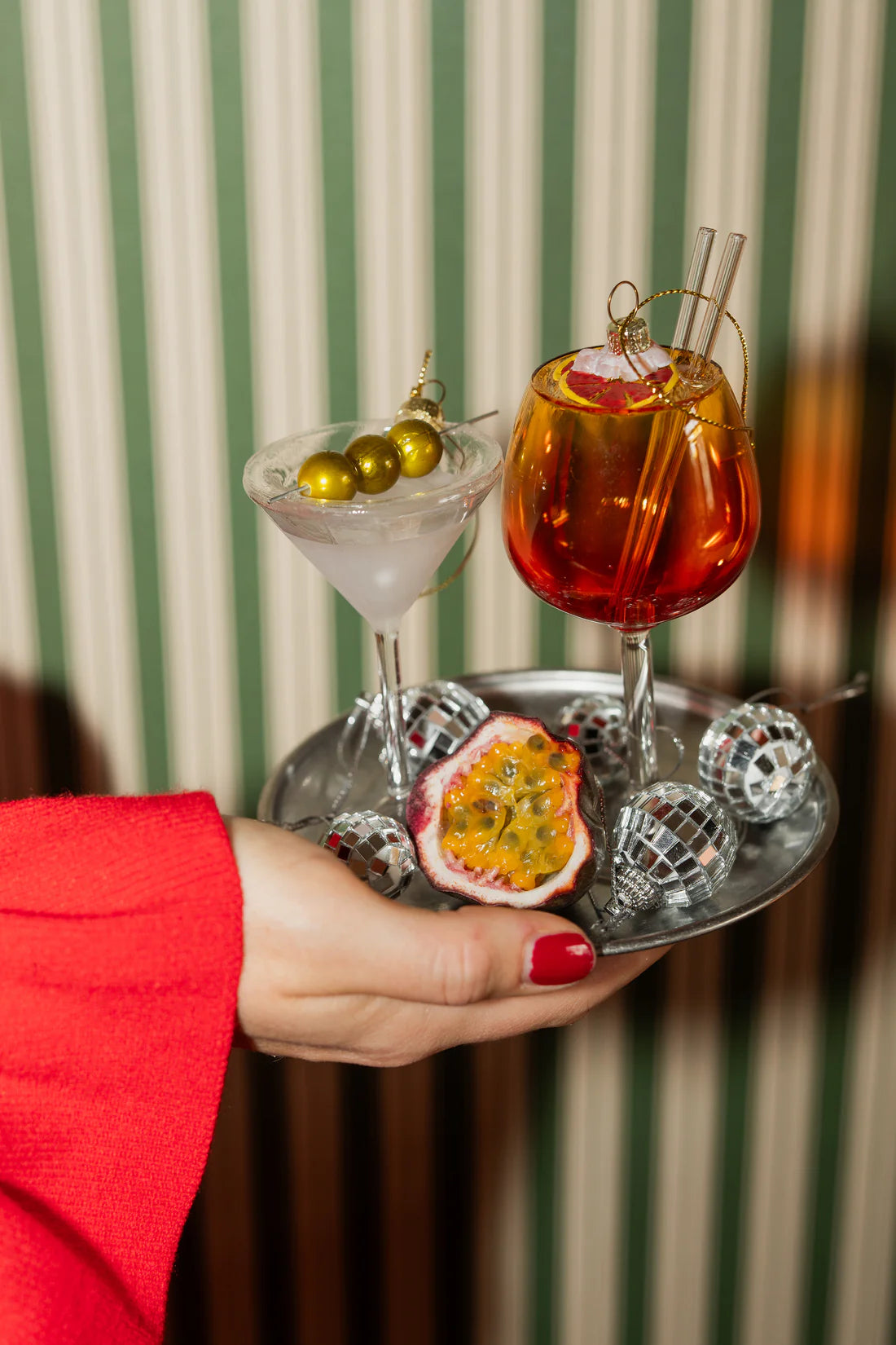 Dry Martini, Anhänger