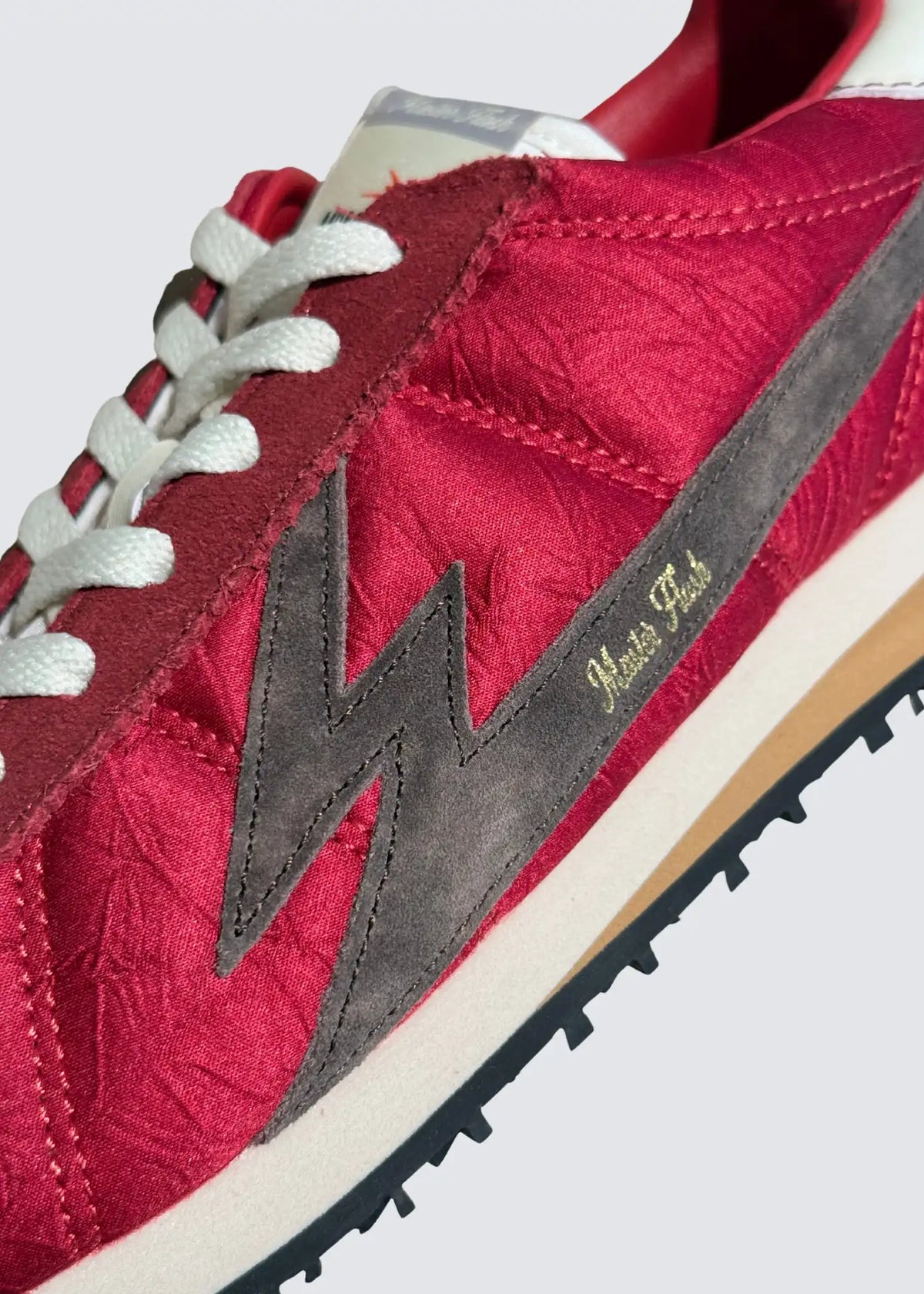 MOA Concept, Master Flash, Wrinkled Satin, Blood Red/Brown/White, Sneaker