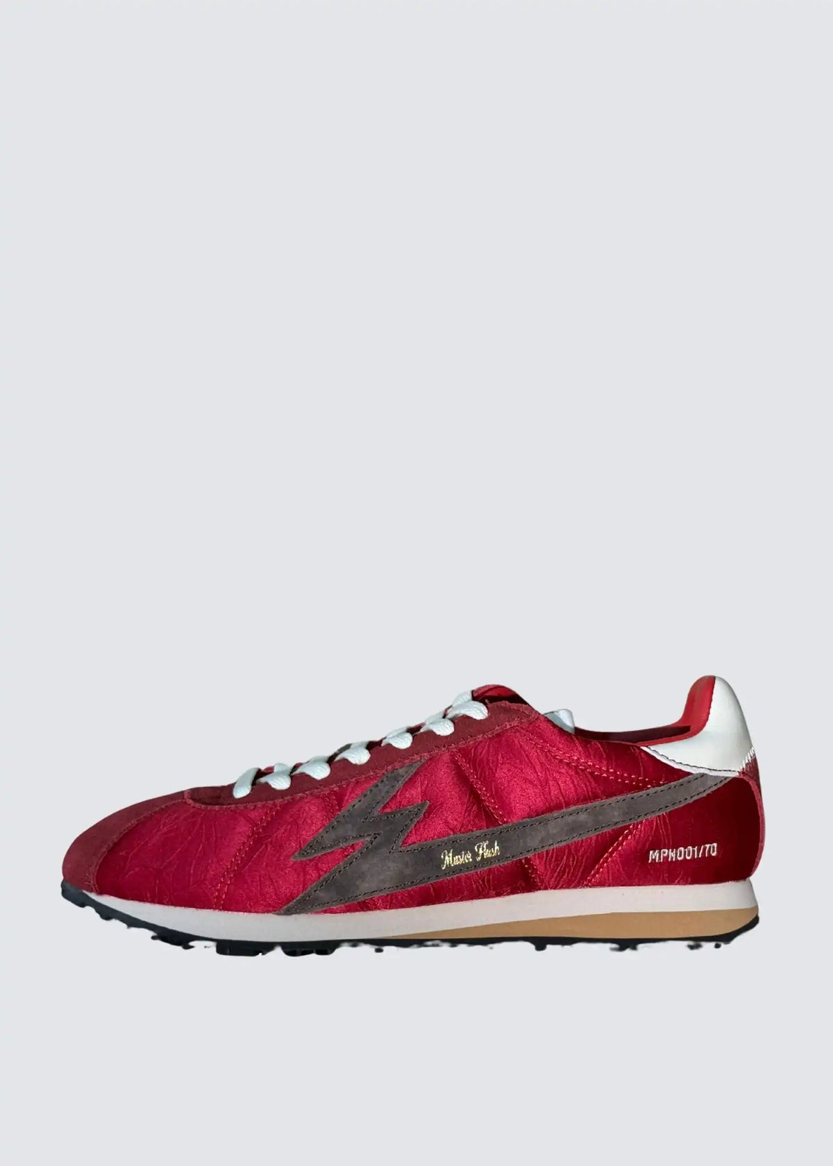 MOA Concept, Master Flash, Wrinkled Satin, Blood Red/Brown/White, Sneaker