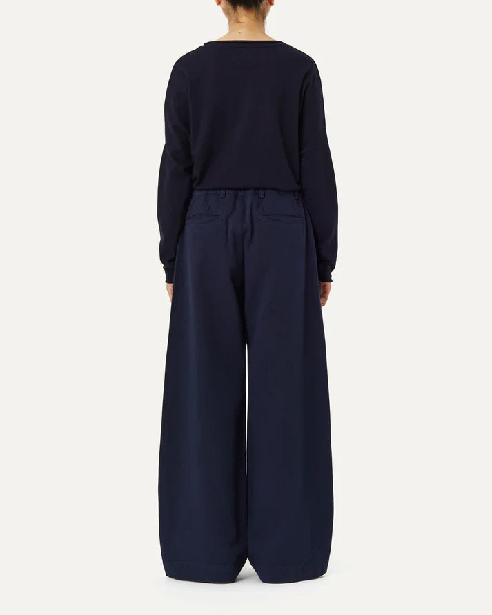 Pandora, Atlantic, Hose