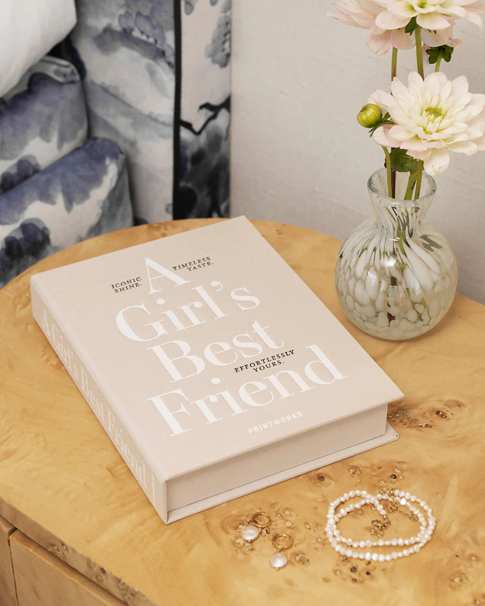 A Girl's Best Friend, Beige, Schmuckkästchen