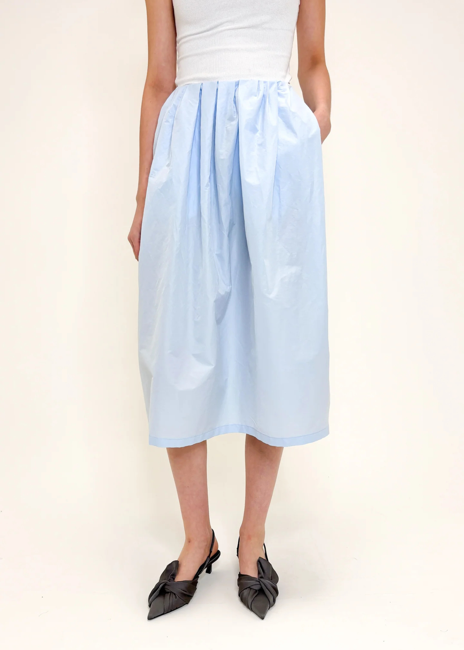 Blurred Bouquets, Opal Green, Rock 