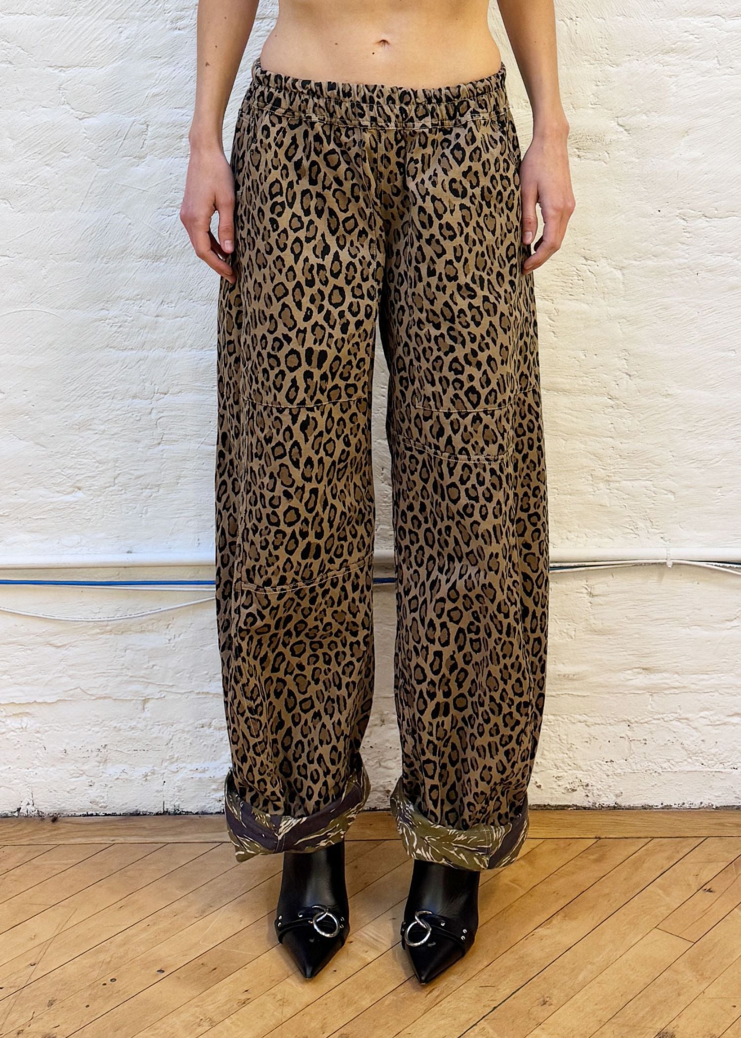 R13, Reversible Utility, Green Camo, Hose