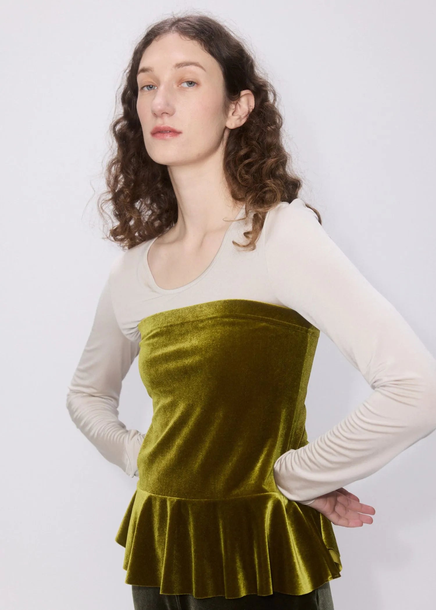 Simone Wild, Velvet Volant, Pear, Top / Rock