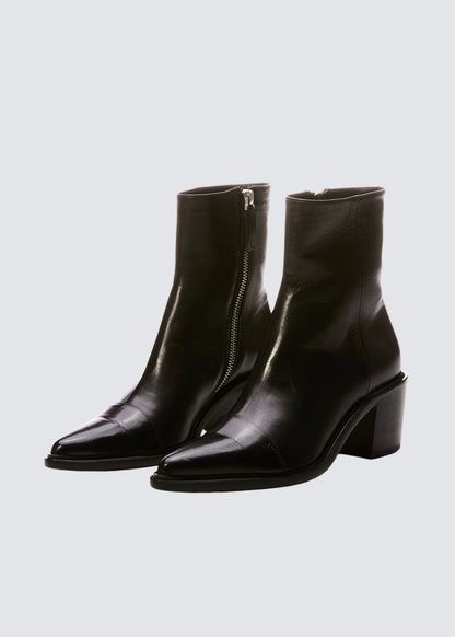 Jane, Black, Stiefelette