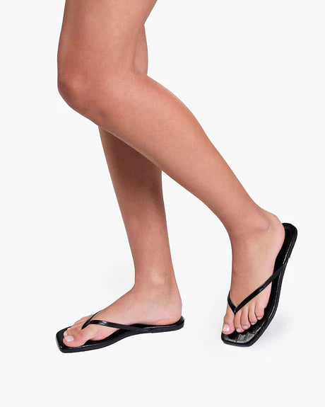 Square Toe Lily, Croc Sable, Flip Flop