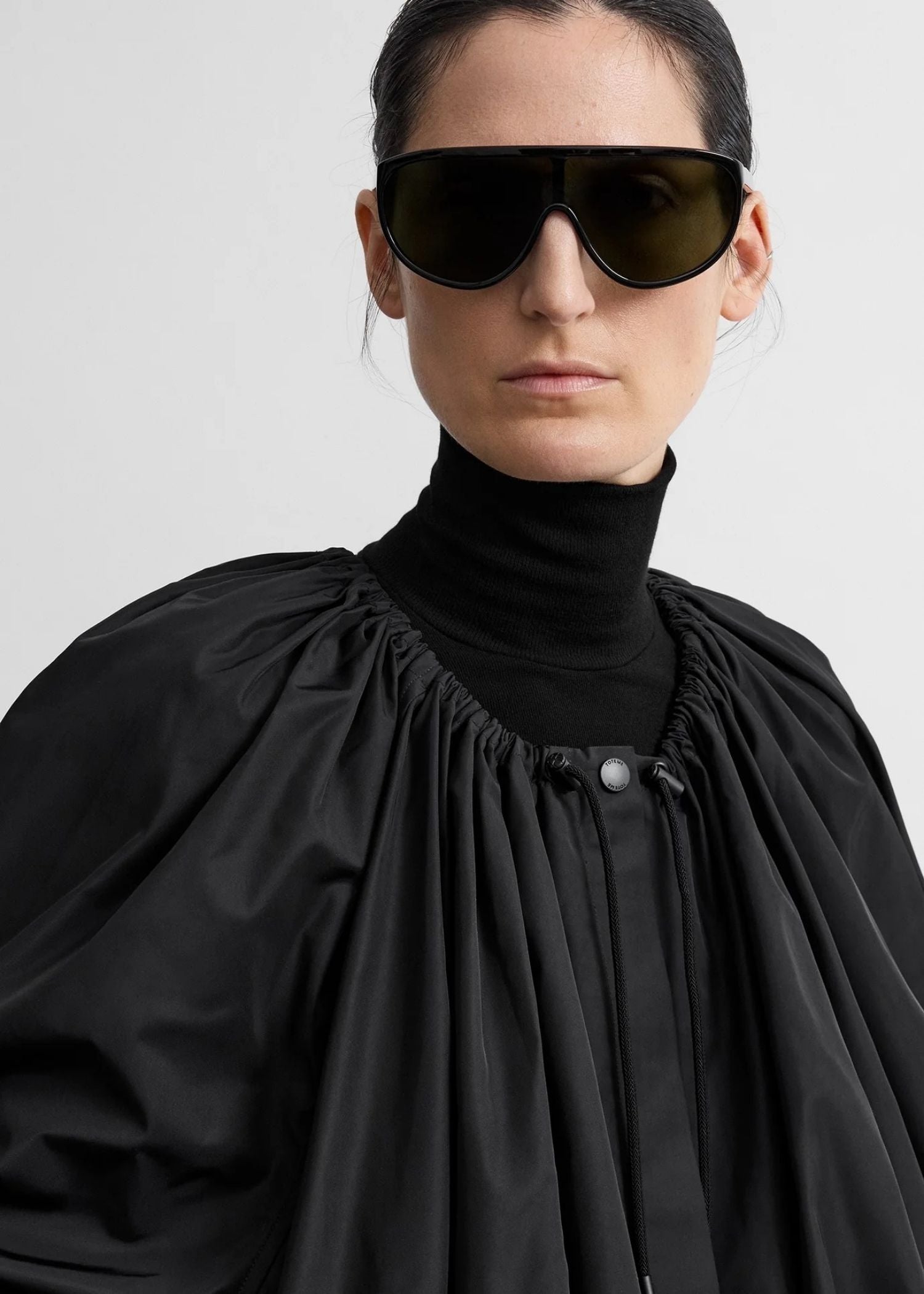 Toteme, Gathered Parachute, Black, Jacke