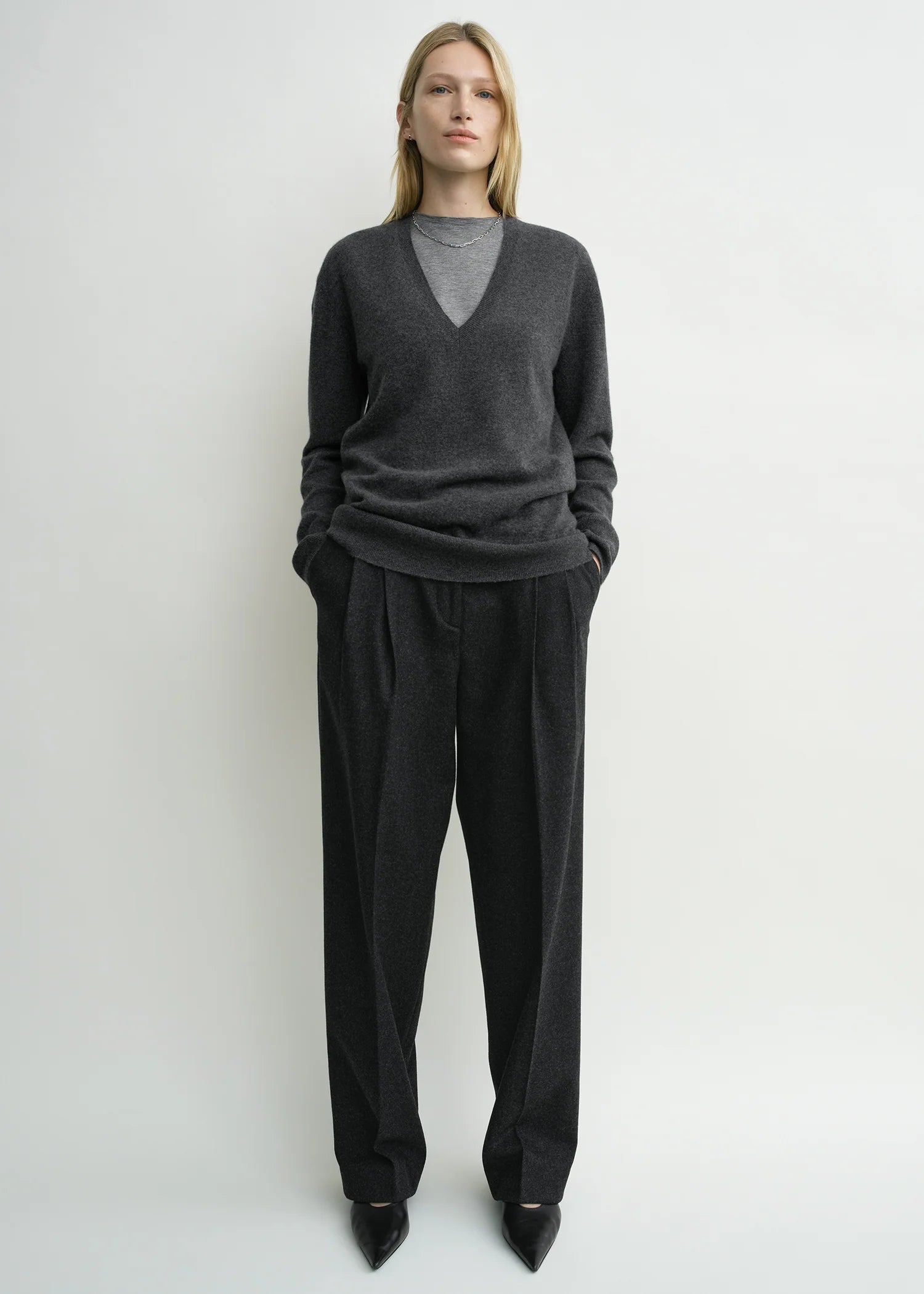 V-Neck Knit, Charcoal, Pullover