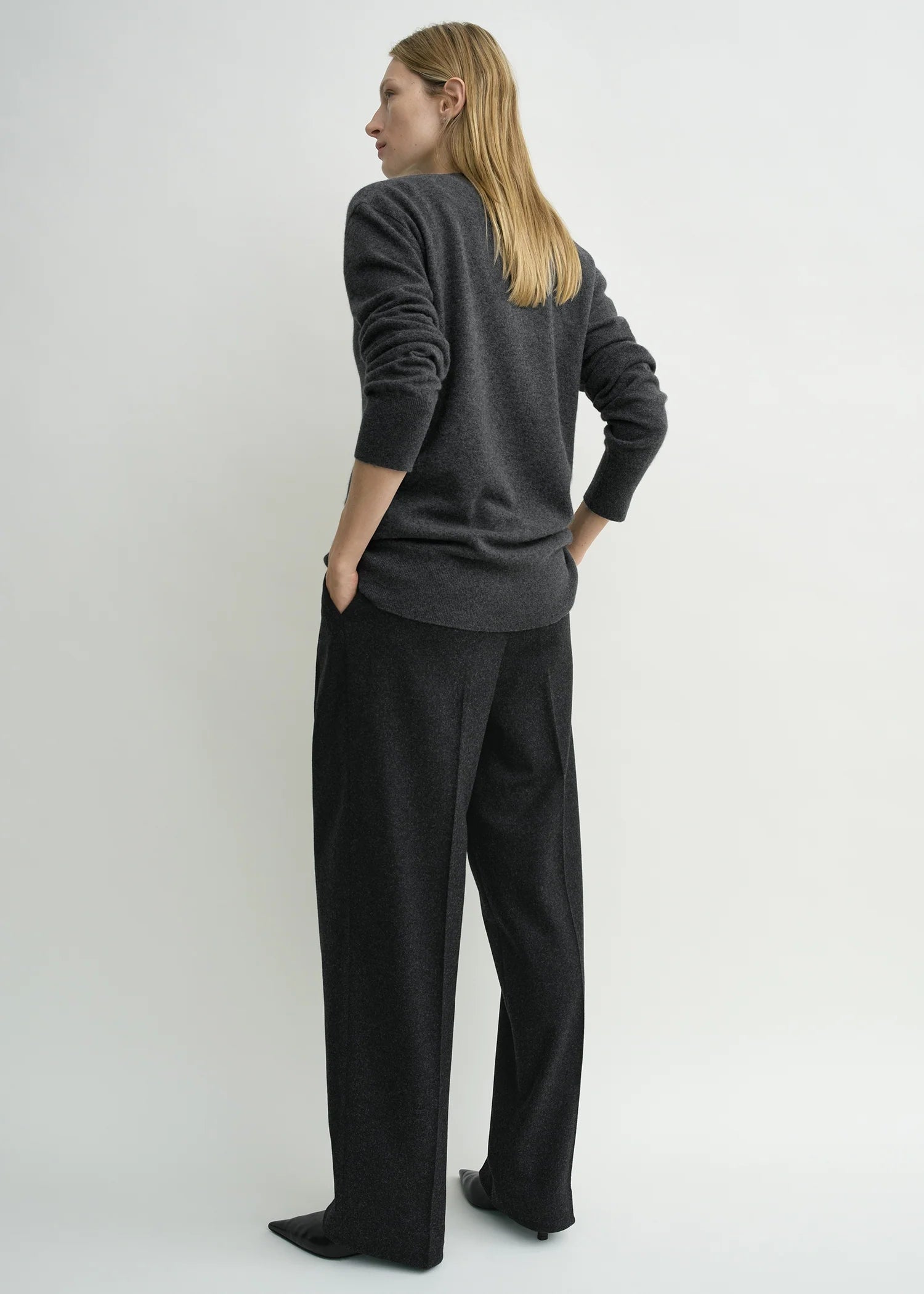 V-Neck Knit, Charcoal, Pullover