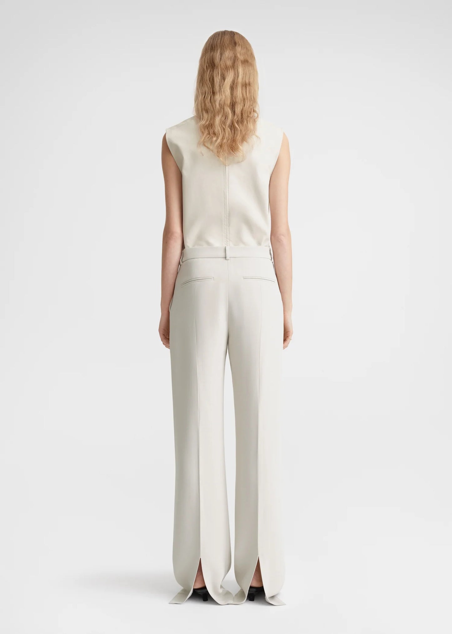 Relaxed Straight, White, Hose