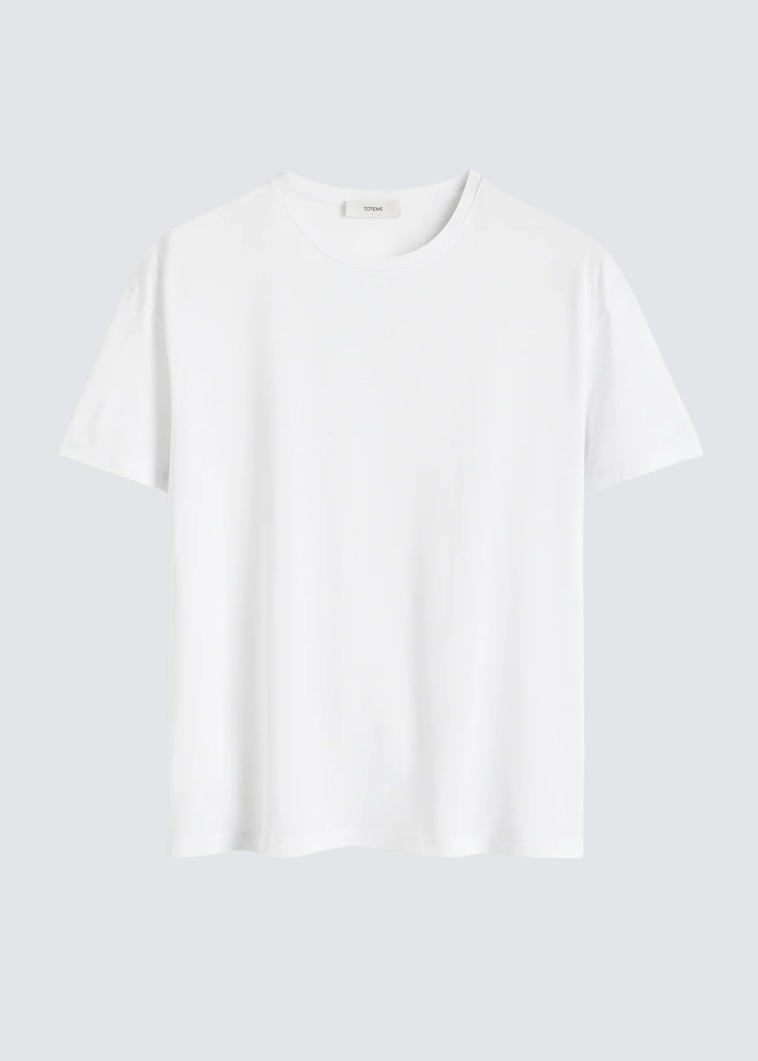 Weißes T-Shirt mit Rundhalsausschnitt. Flat Shot.