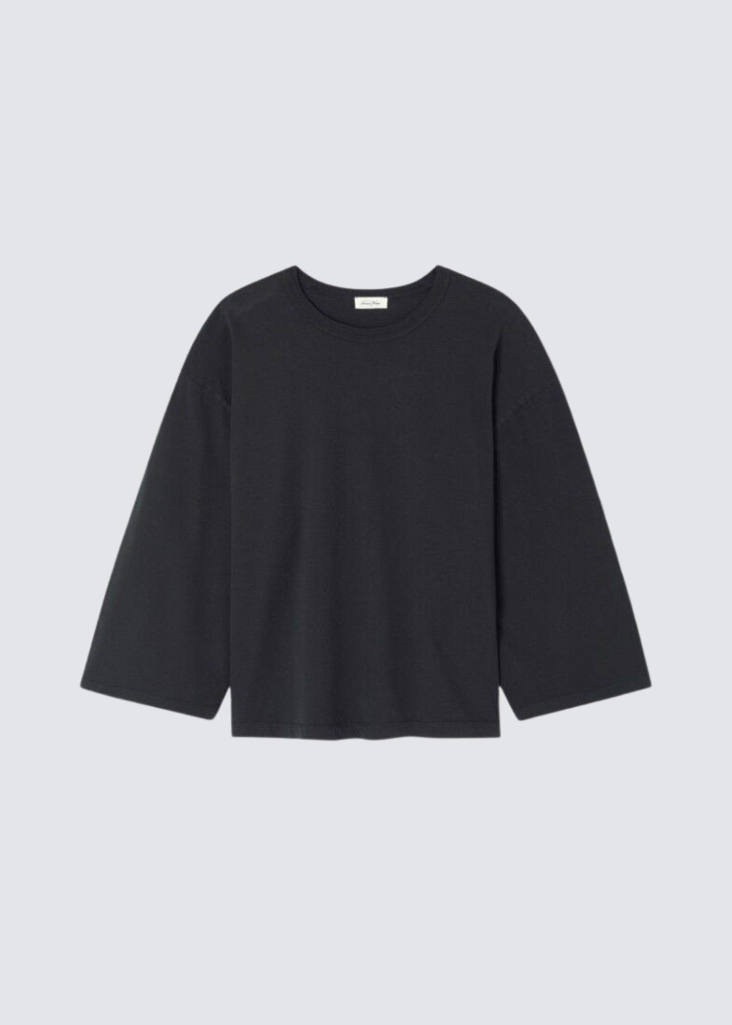 American Vintage Fizvalley Langarm in schwarz mit einem oversize Schnitt - Flatshot Frontansicht