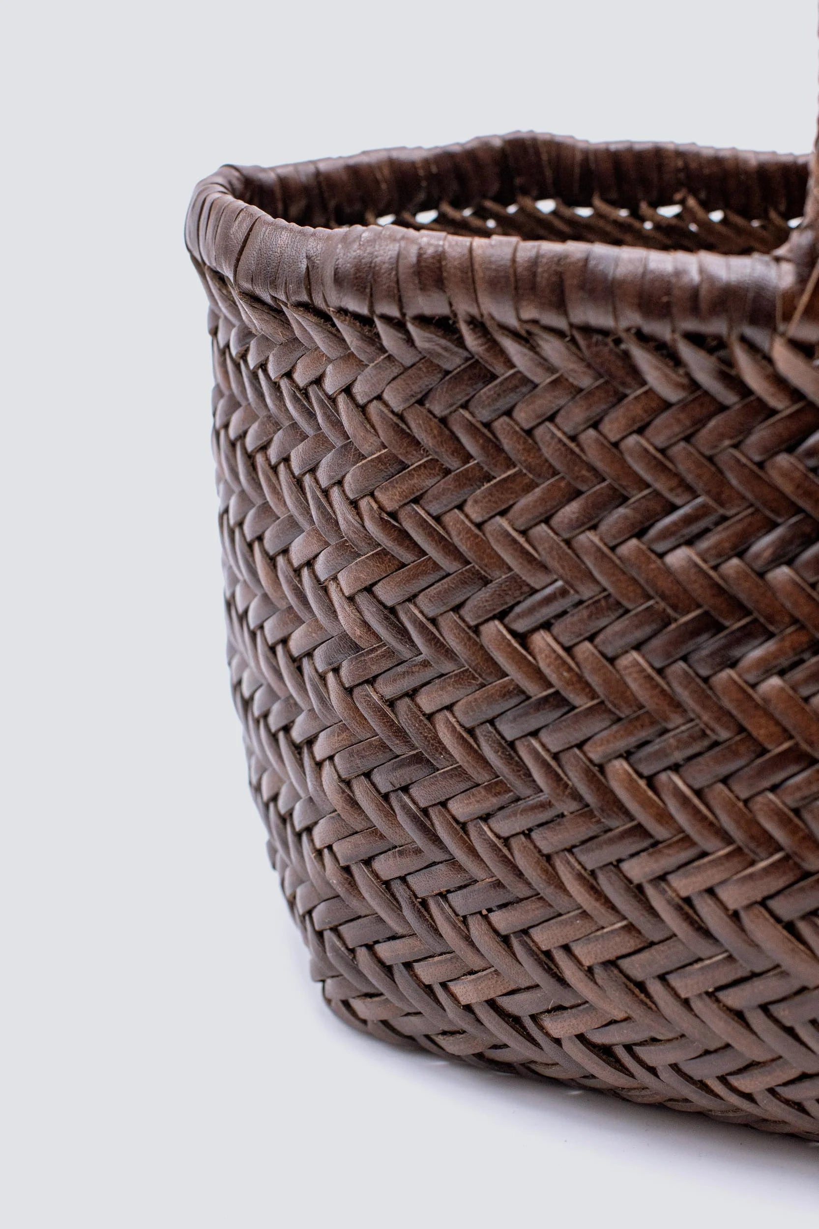 Bamboo Triple Jump Small, Dark Brown, Tasche - Lindner Fashion