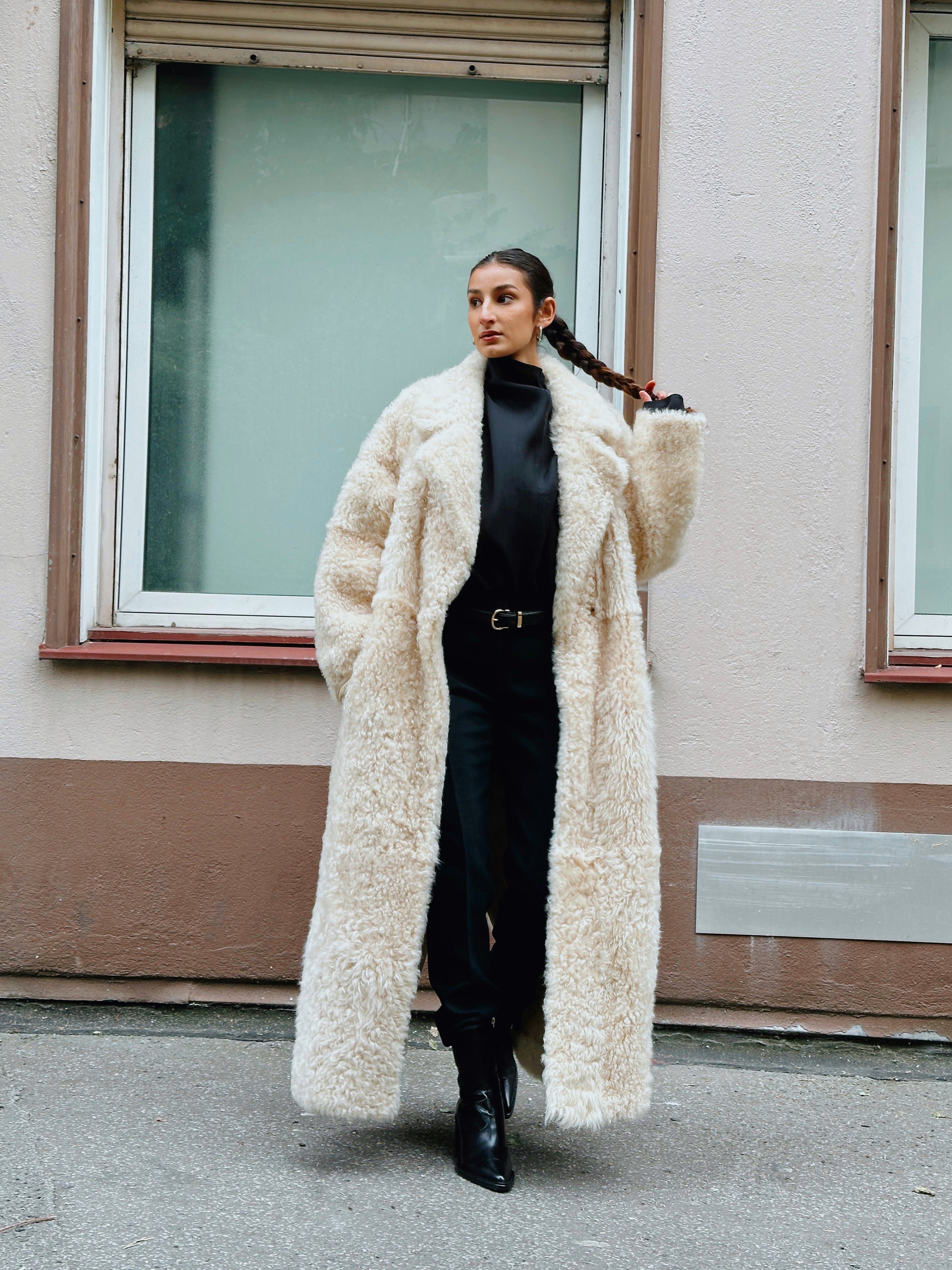 Chihiro, Sofia, Fellmantel - Lindner Fashion