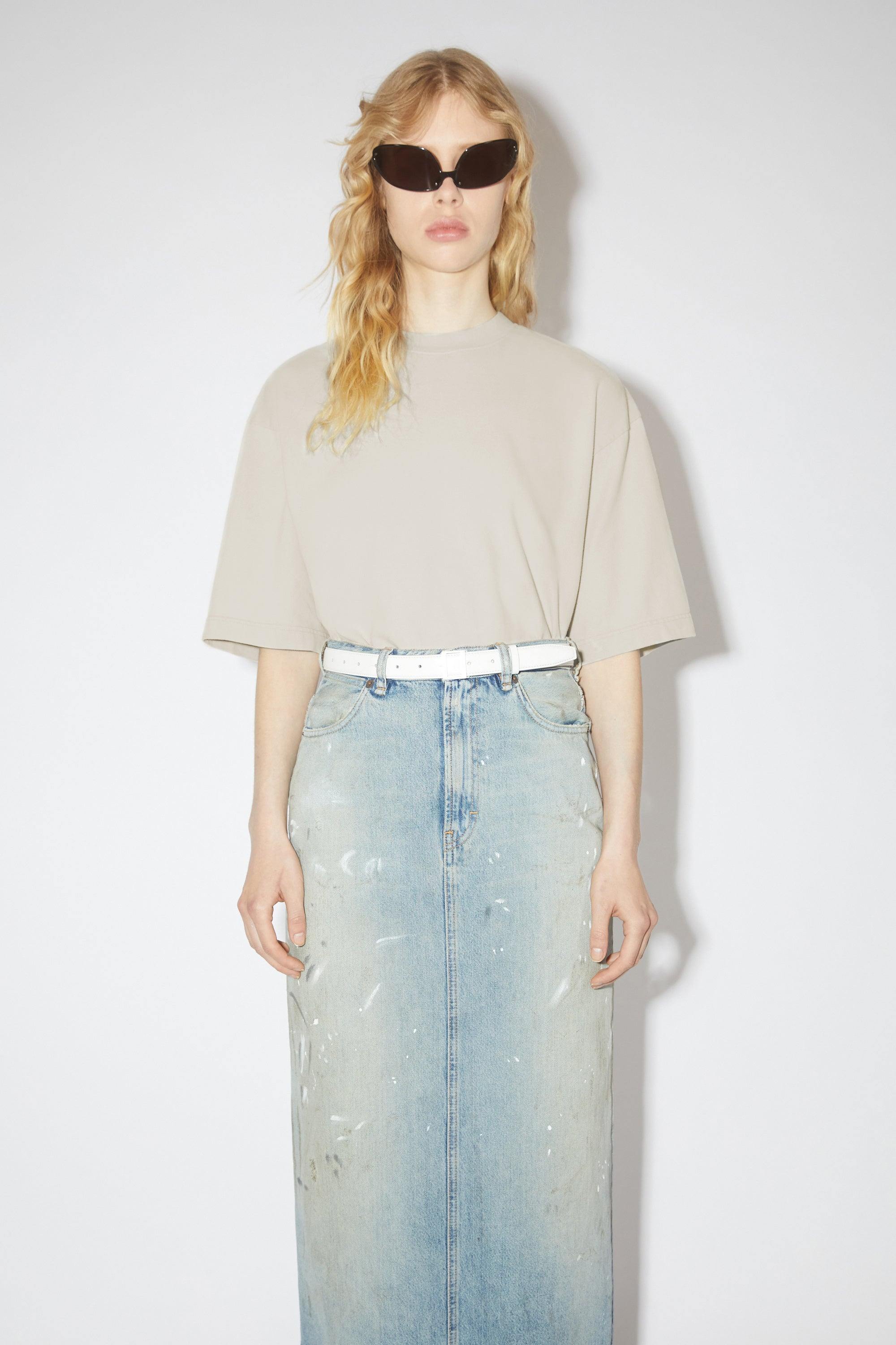 Concrete Grey, T-Shirt - Lindner Fashion