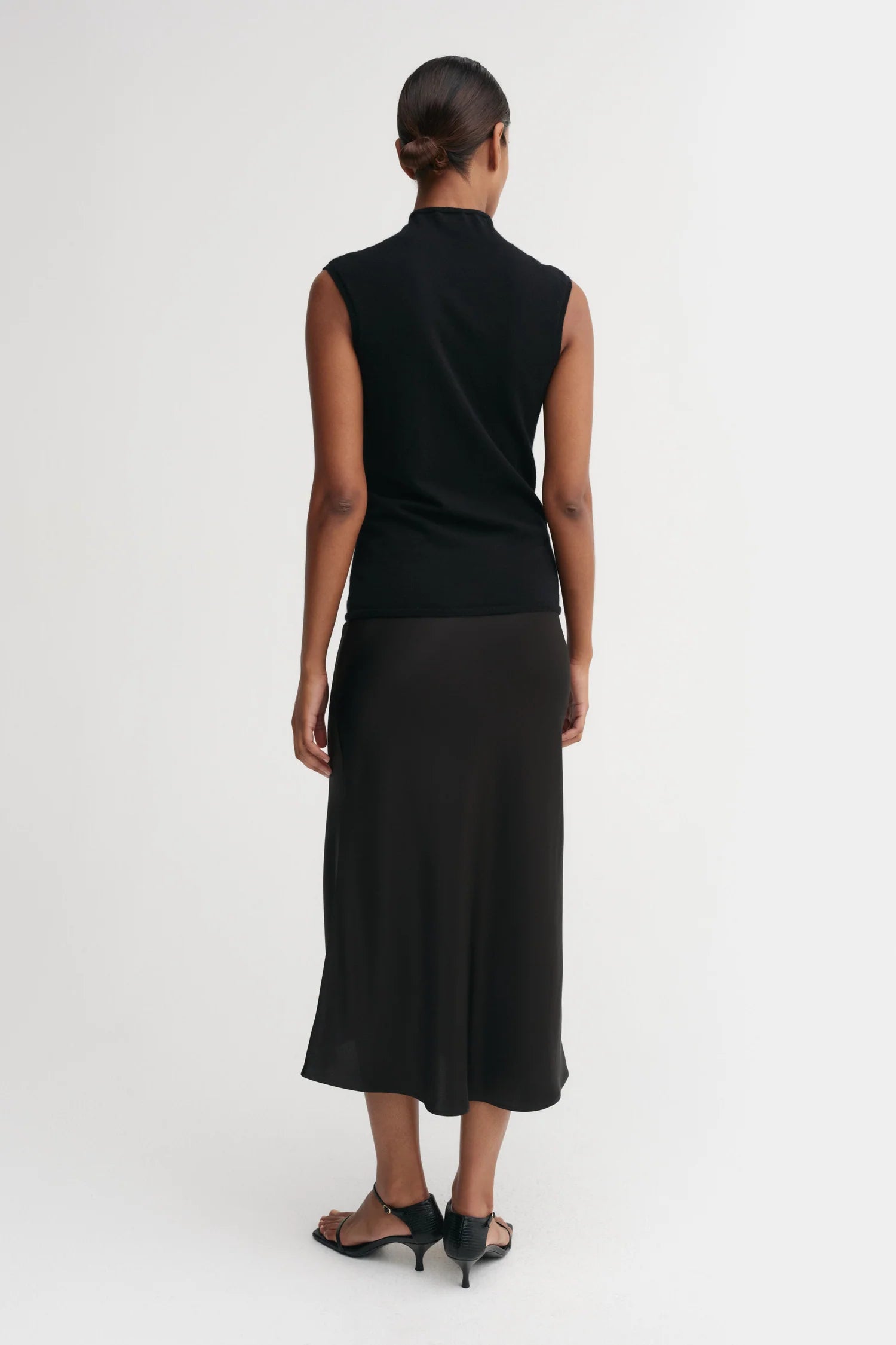 Elle, Black, Top - Lindner Fashion