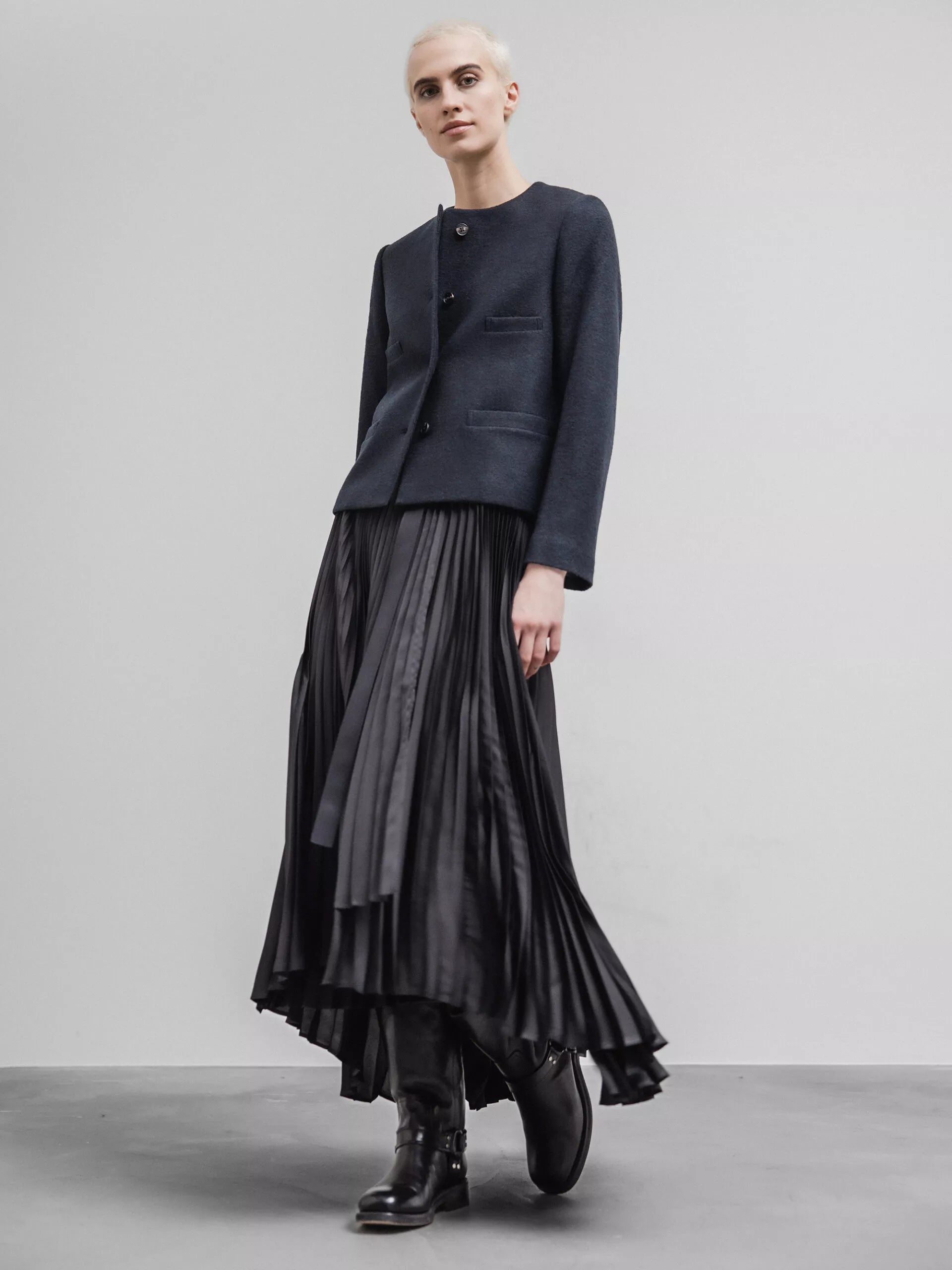 Lim, Black Satin, Rock - Lindner Fashion