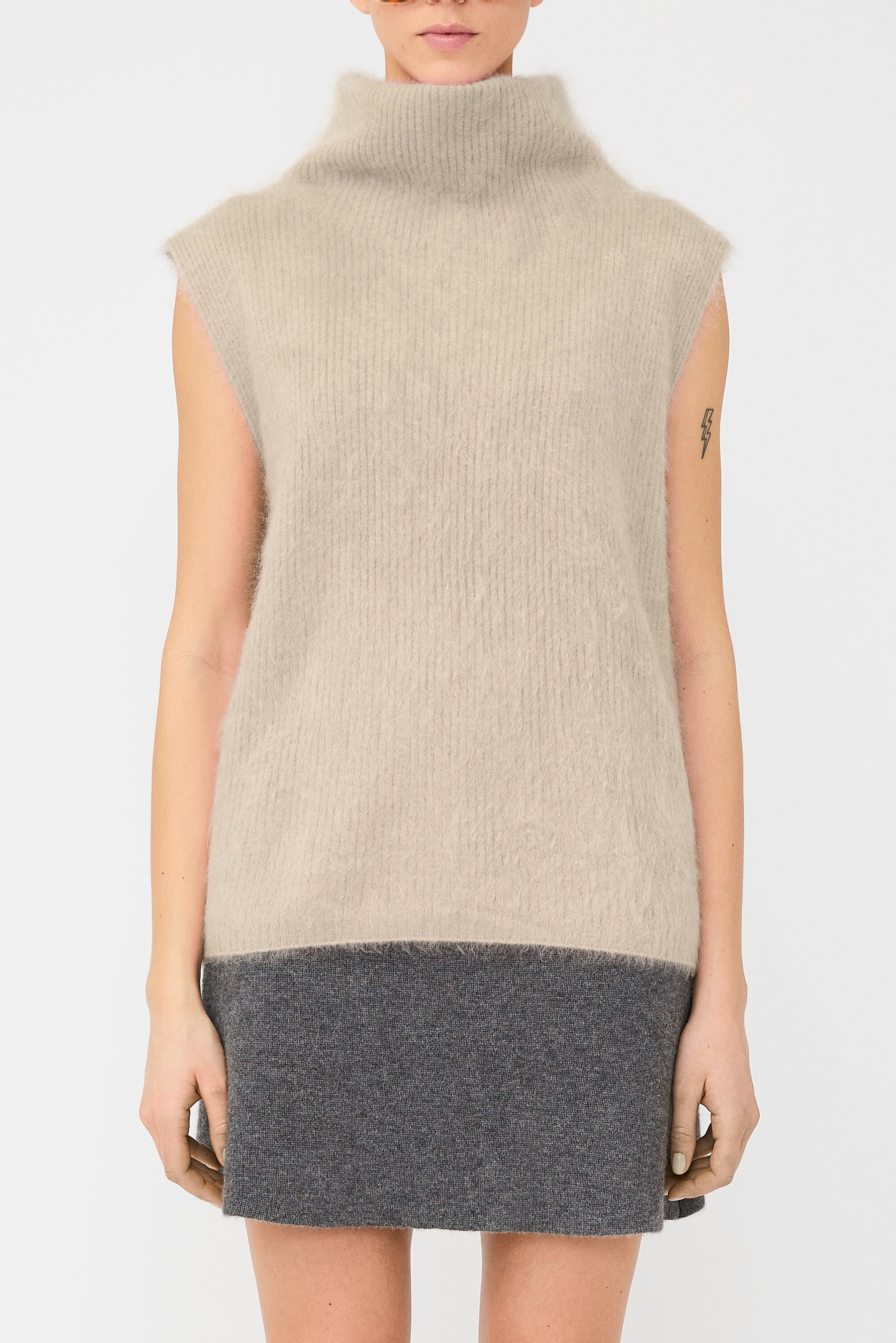 Aisla, Sand Brushed, Pullunder