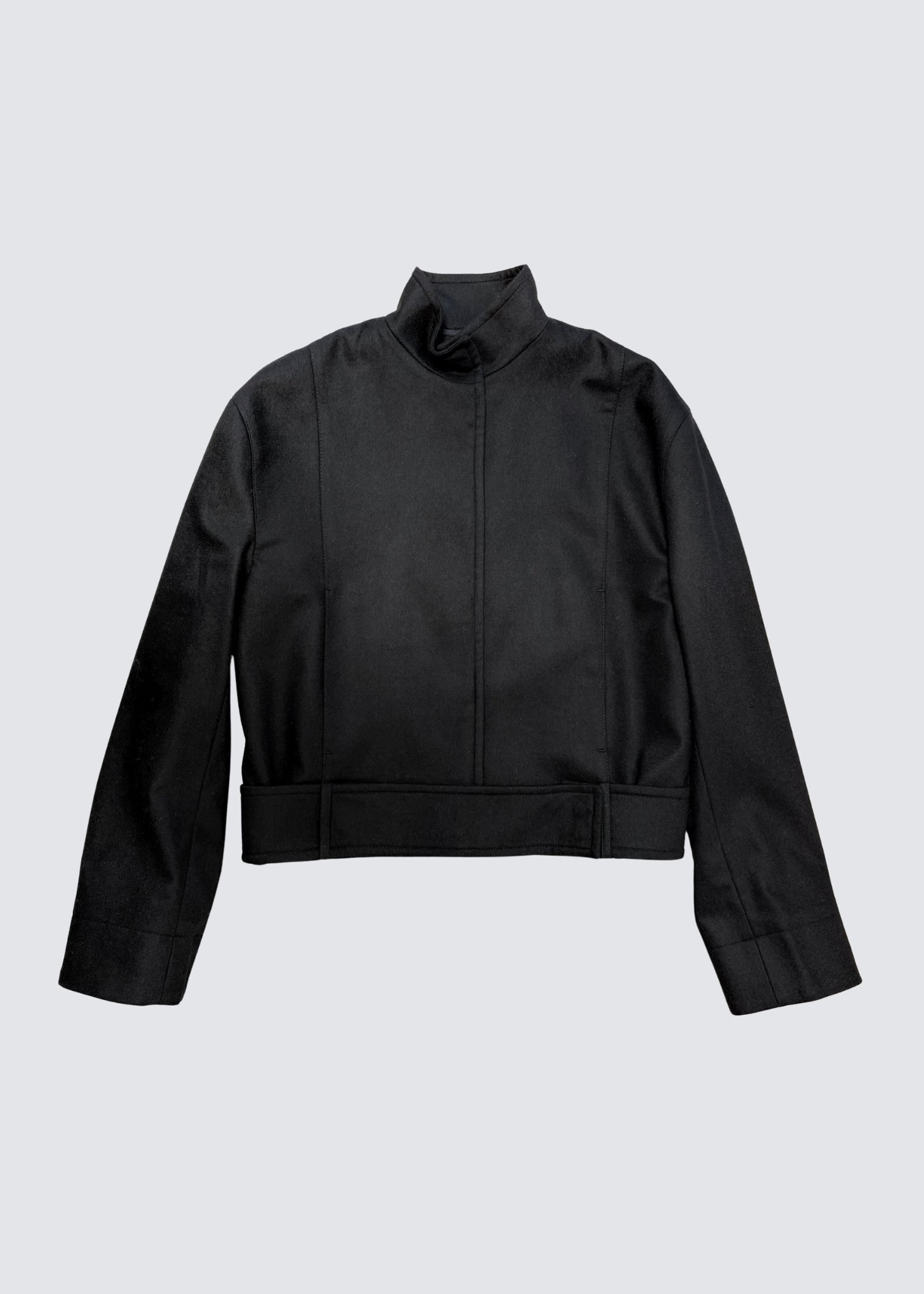 Loulou de Saison Faes Jacke aus softer Wollmischung in schwarz - Flatshot Frontansicht 