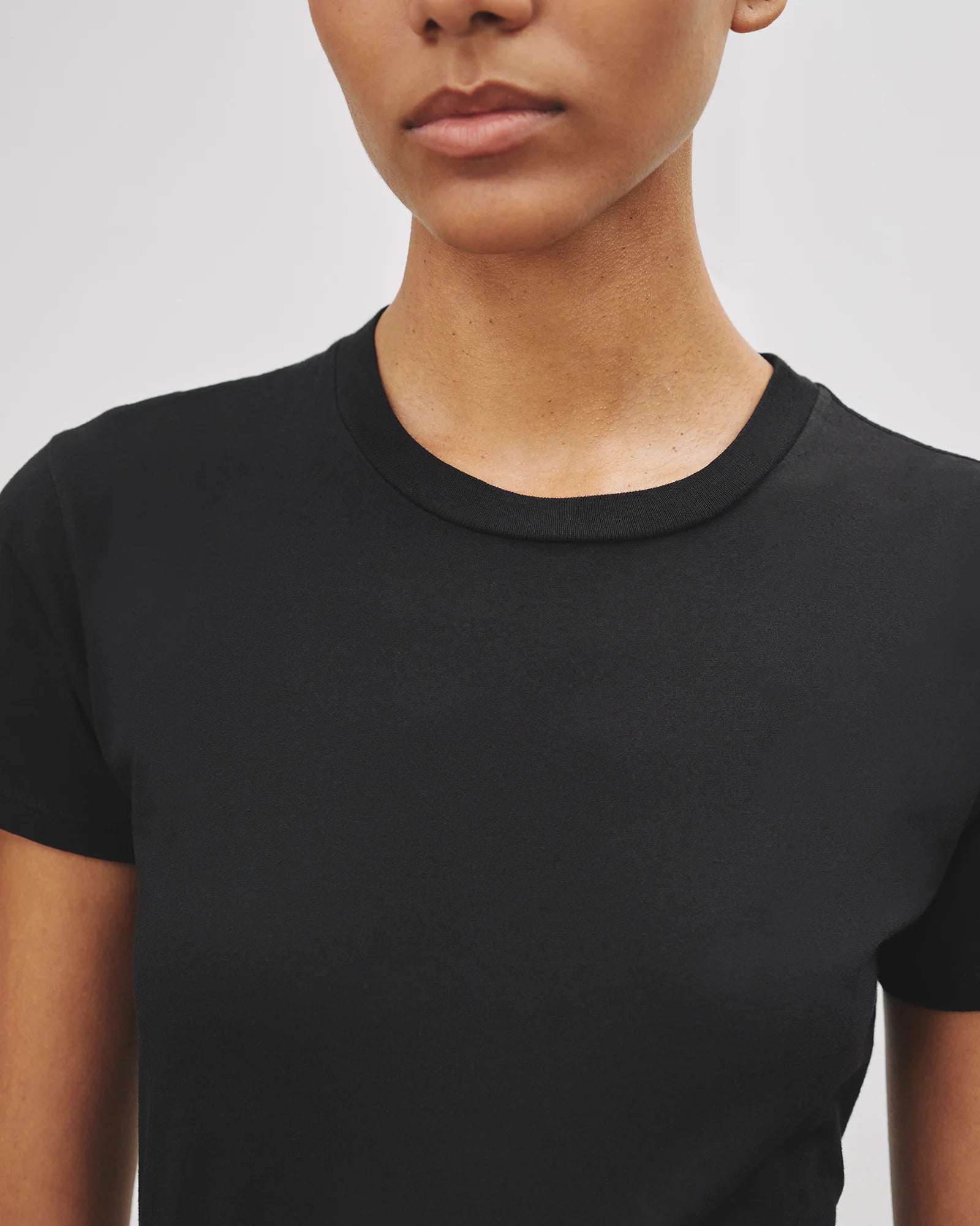 Mariela, Jet Black, T-Shirt - Lindner Fashion