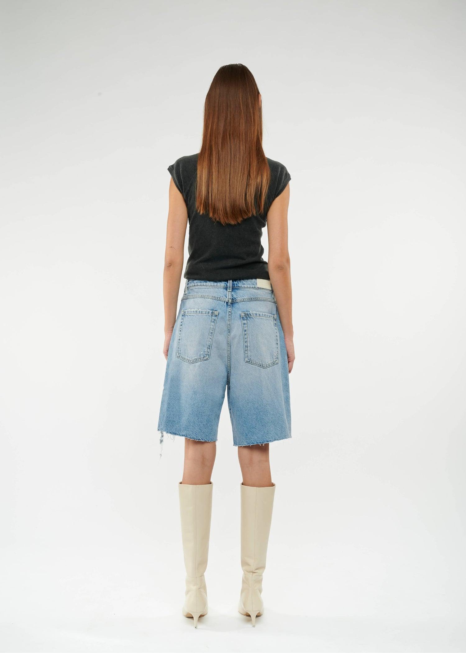 Model Lea, Light Blue, Shorts - Lindner Fashion