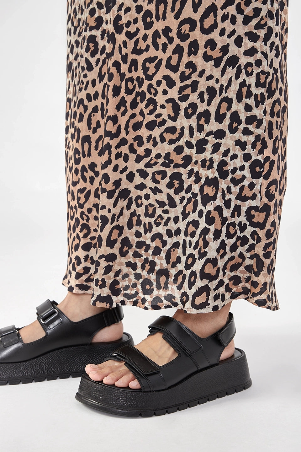 Sue, Leo, Rock - Lindner Fashion