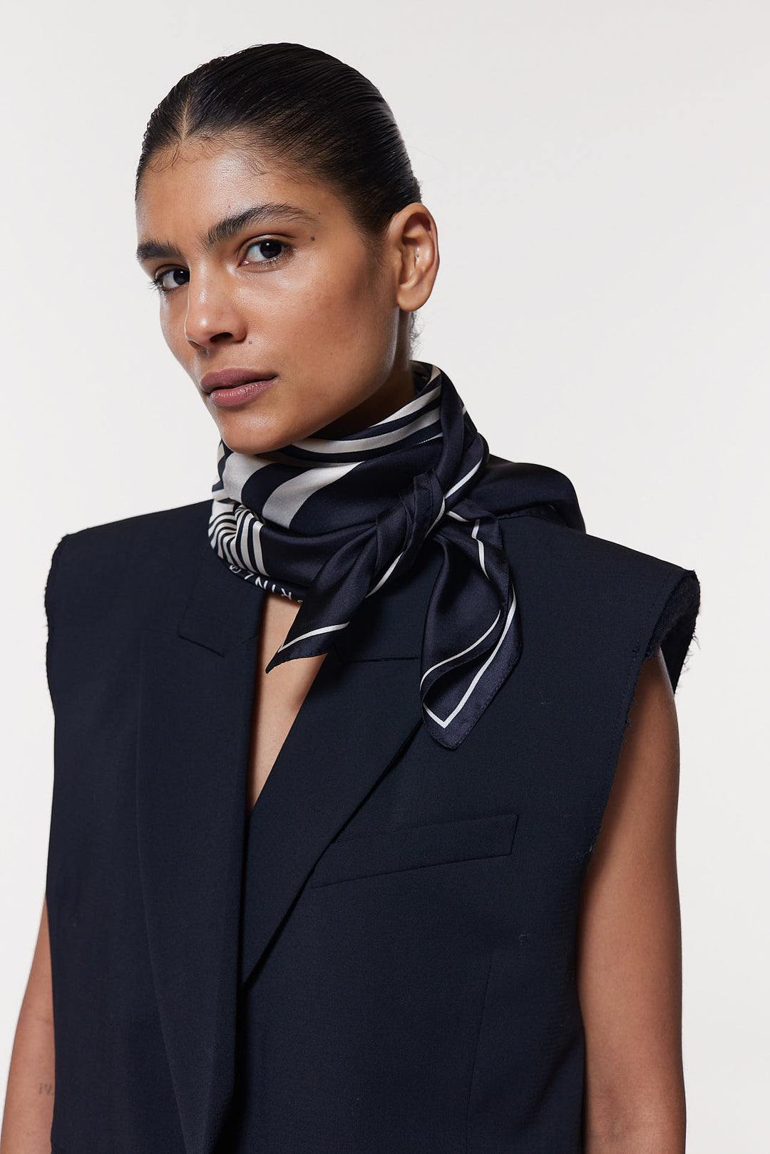 Swirl, Black, Scarf - Lindner Fashion
