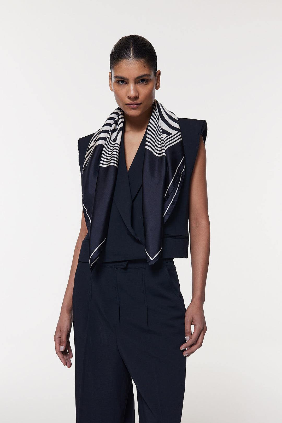 Swirl, Black, Scarf - Lindner Fashion