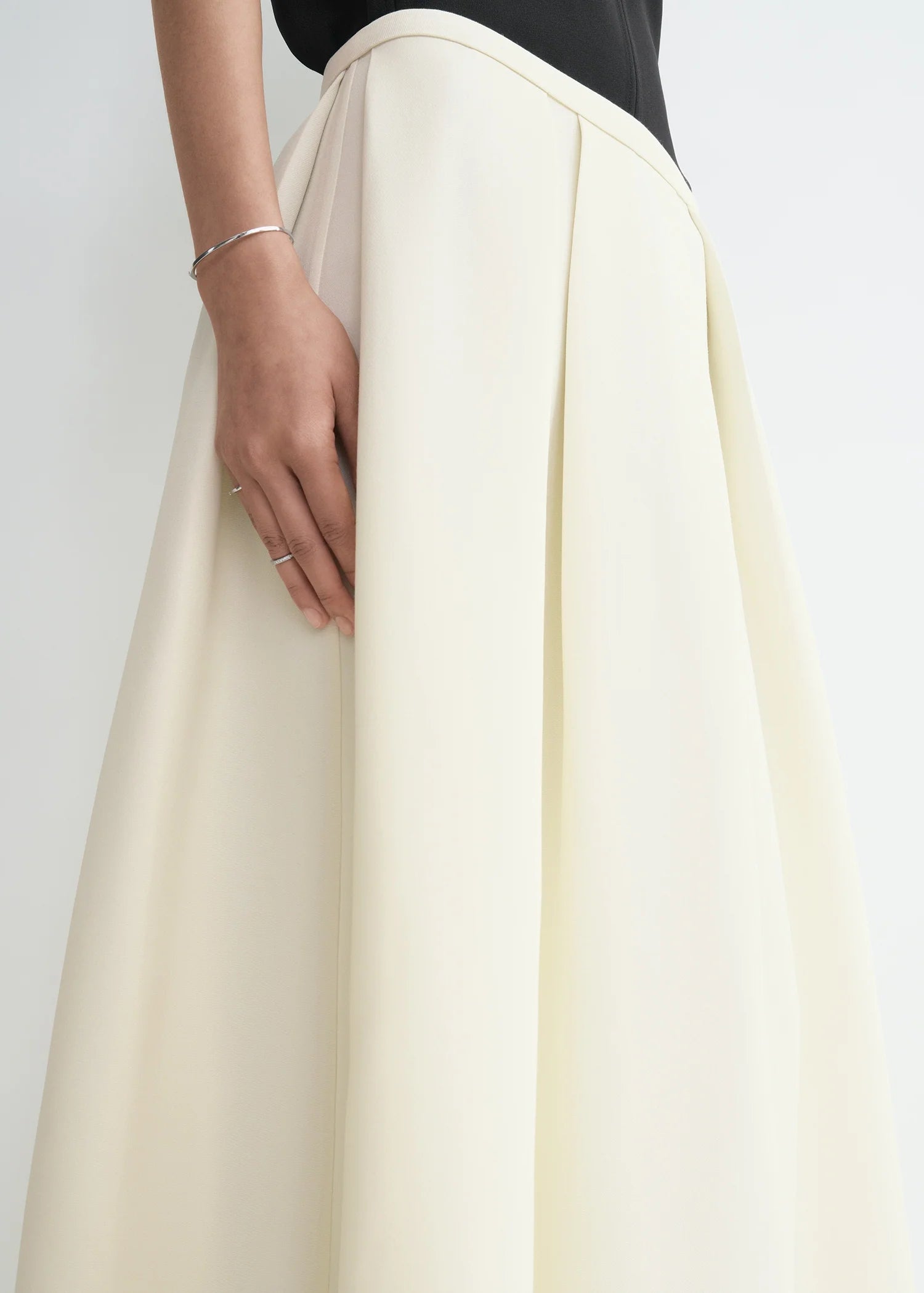 Twinflower, Macadamia, Rock - Lindner Fashion