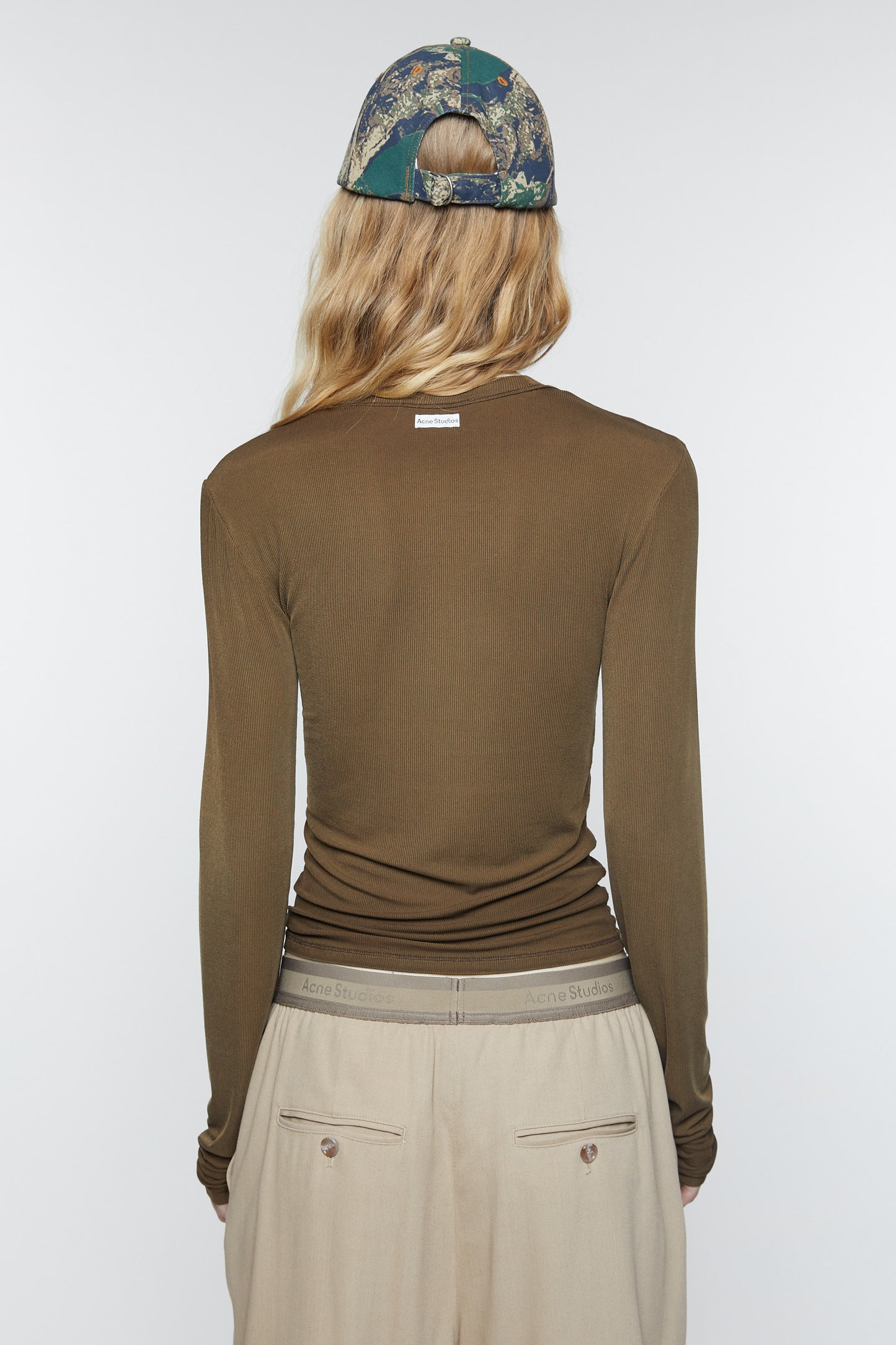 Mud Brown, Longsleeve