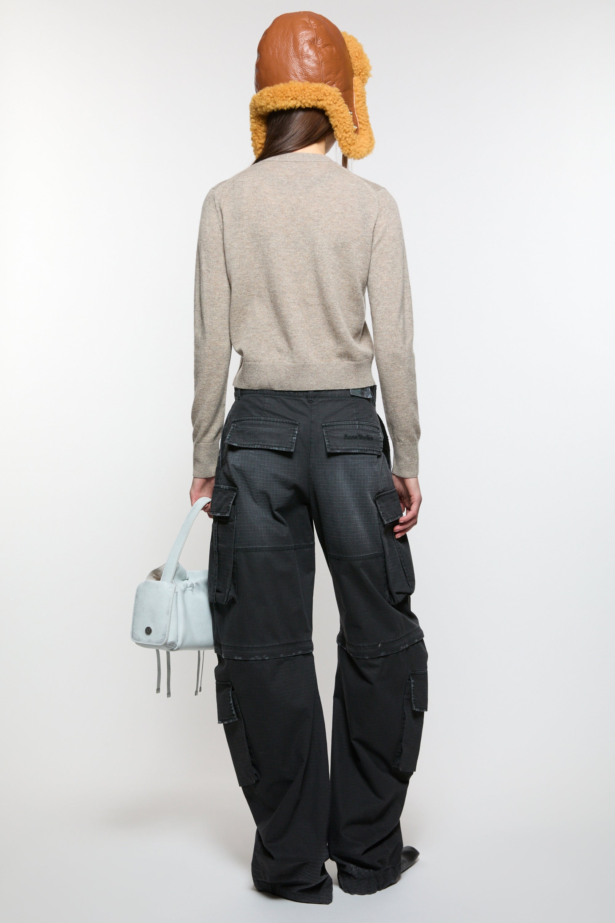 Face, mandarin, cardigan 