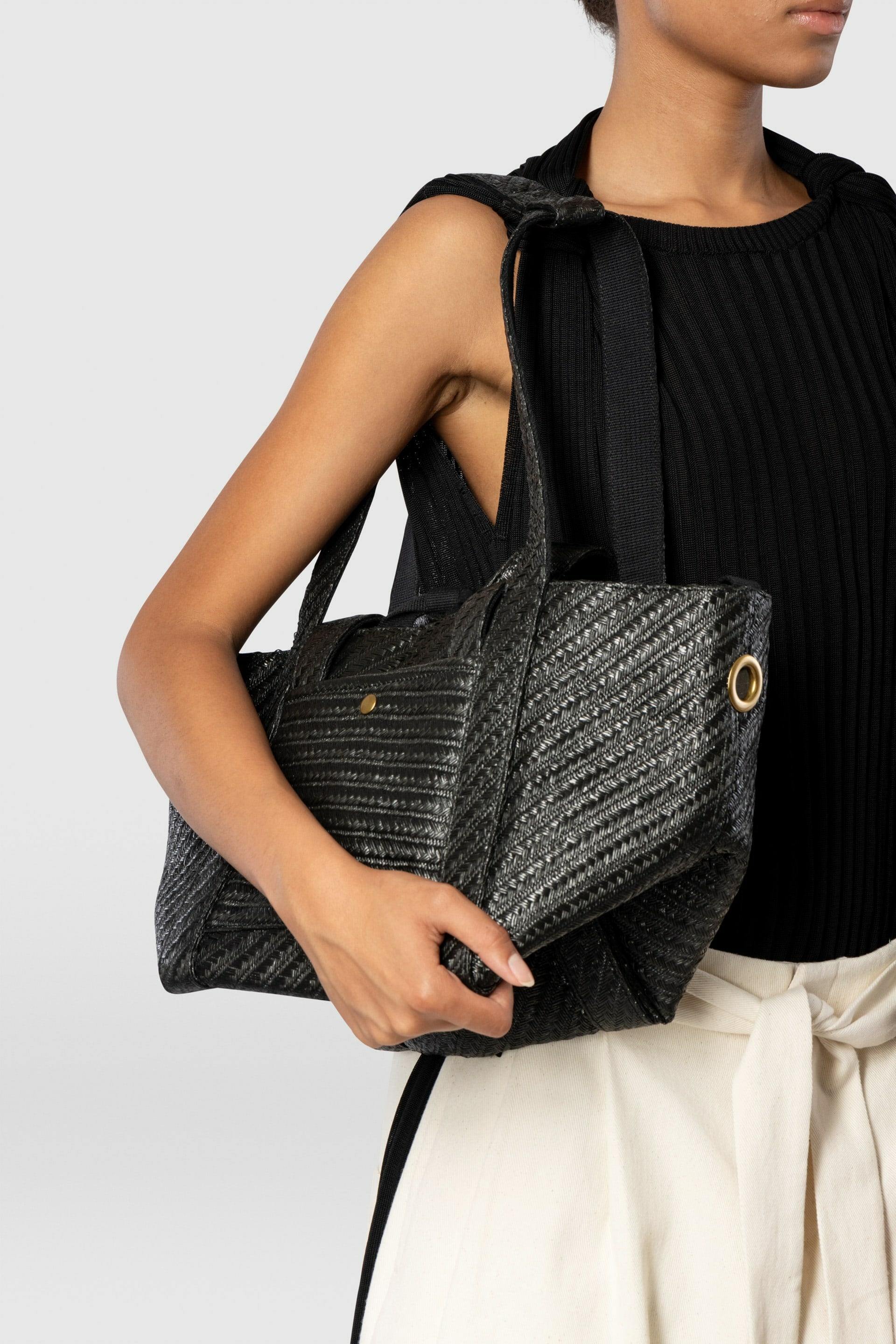 William Fan, Fan Bag S, Black, Bag - Lindner Fashion